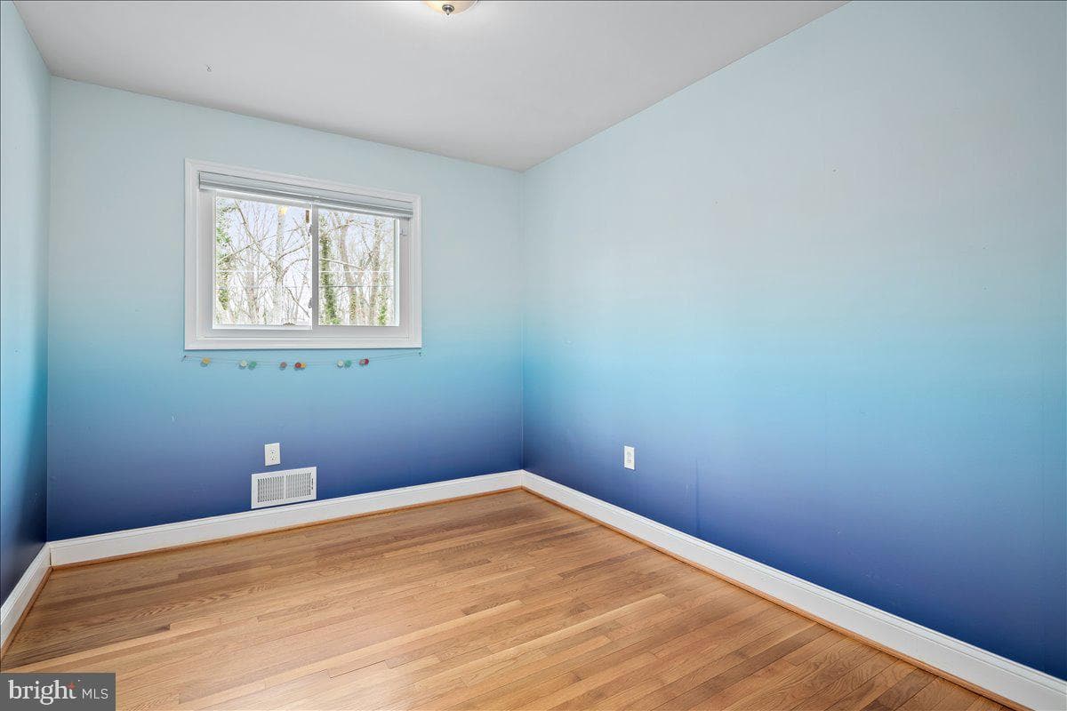 8711 Millbrook Place photo 29