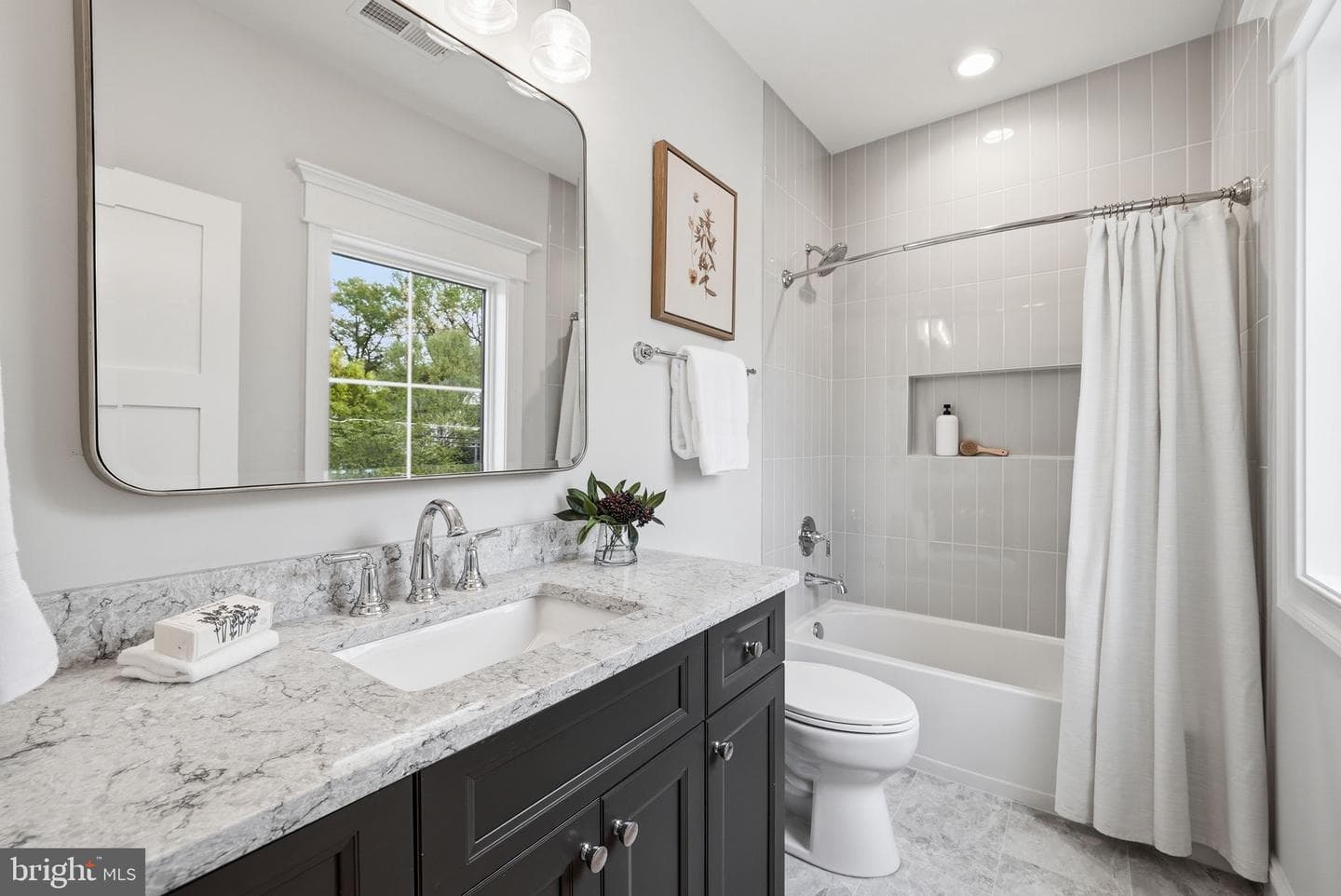 439 Lewis Street NW photo 32