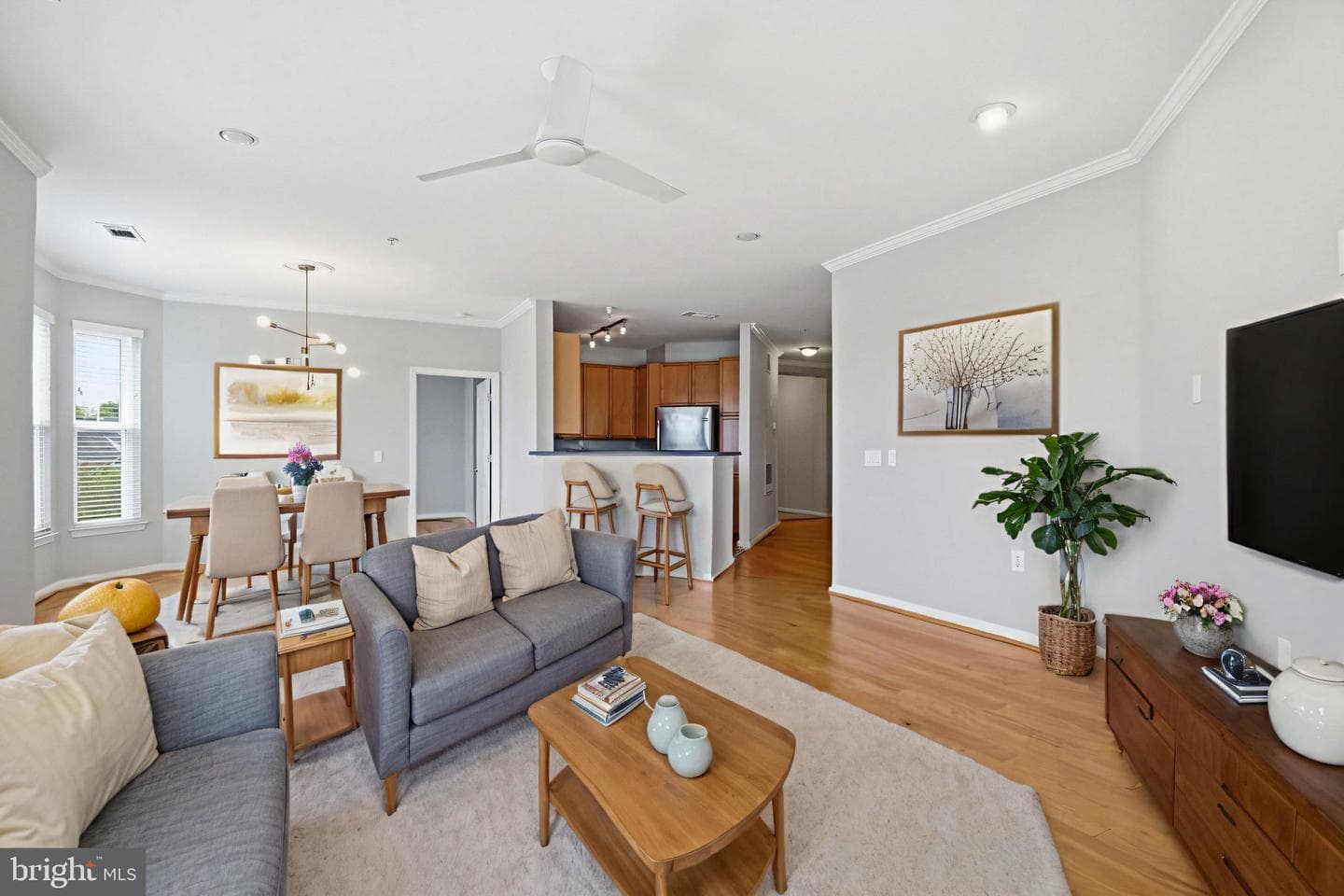 815 Branch Drive #402 photo 10