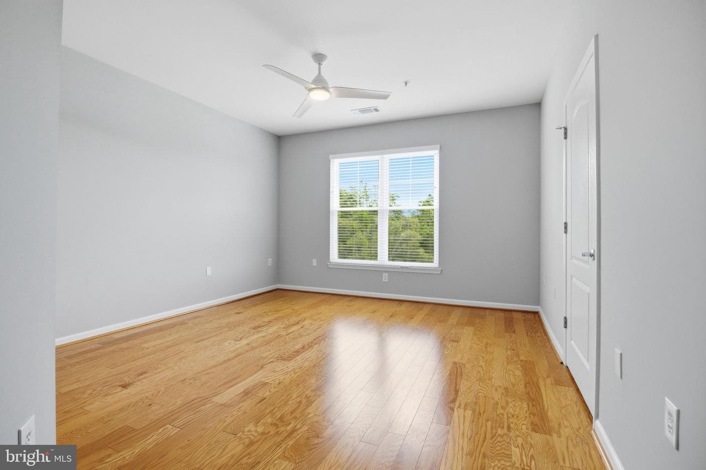 815 Branch Drive #402 photo 25