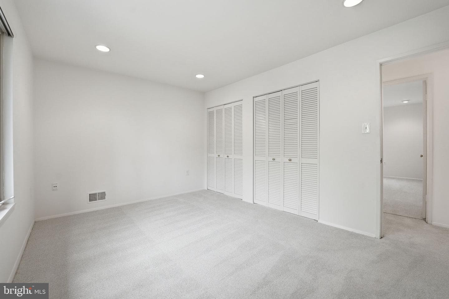 11002 Ring Road photo 34