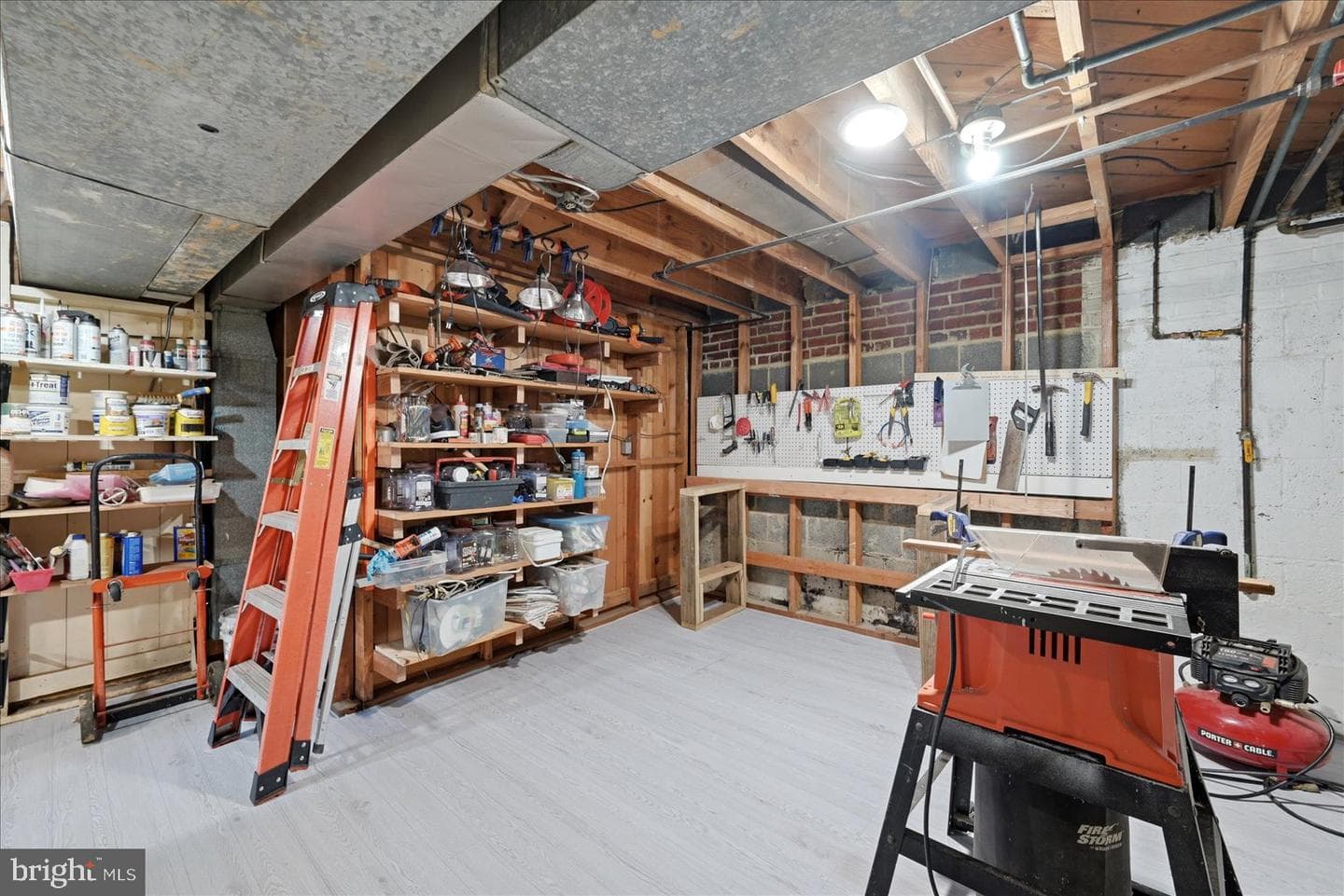 6020 Amherst Avenue photo 36