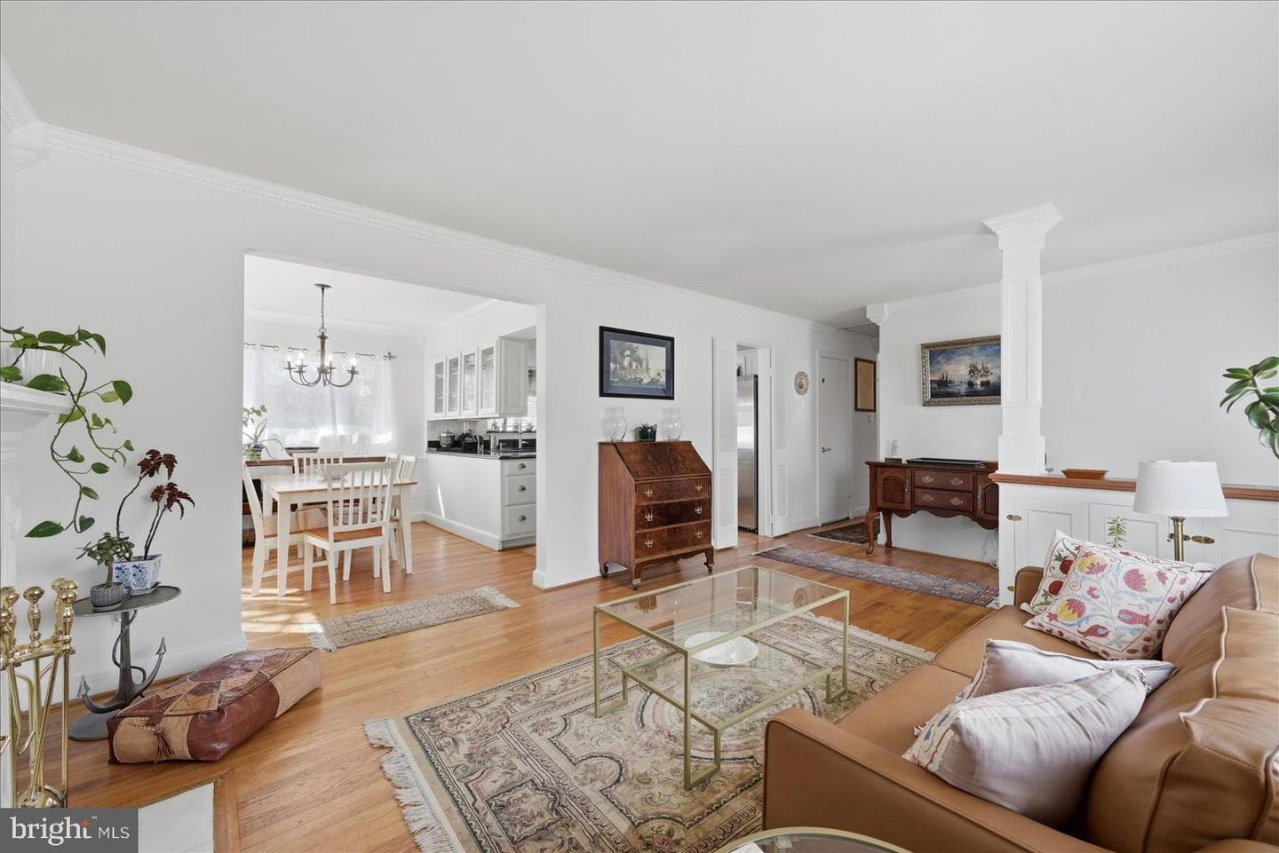 6020 Amherst Avenue photo 9