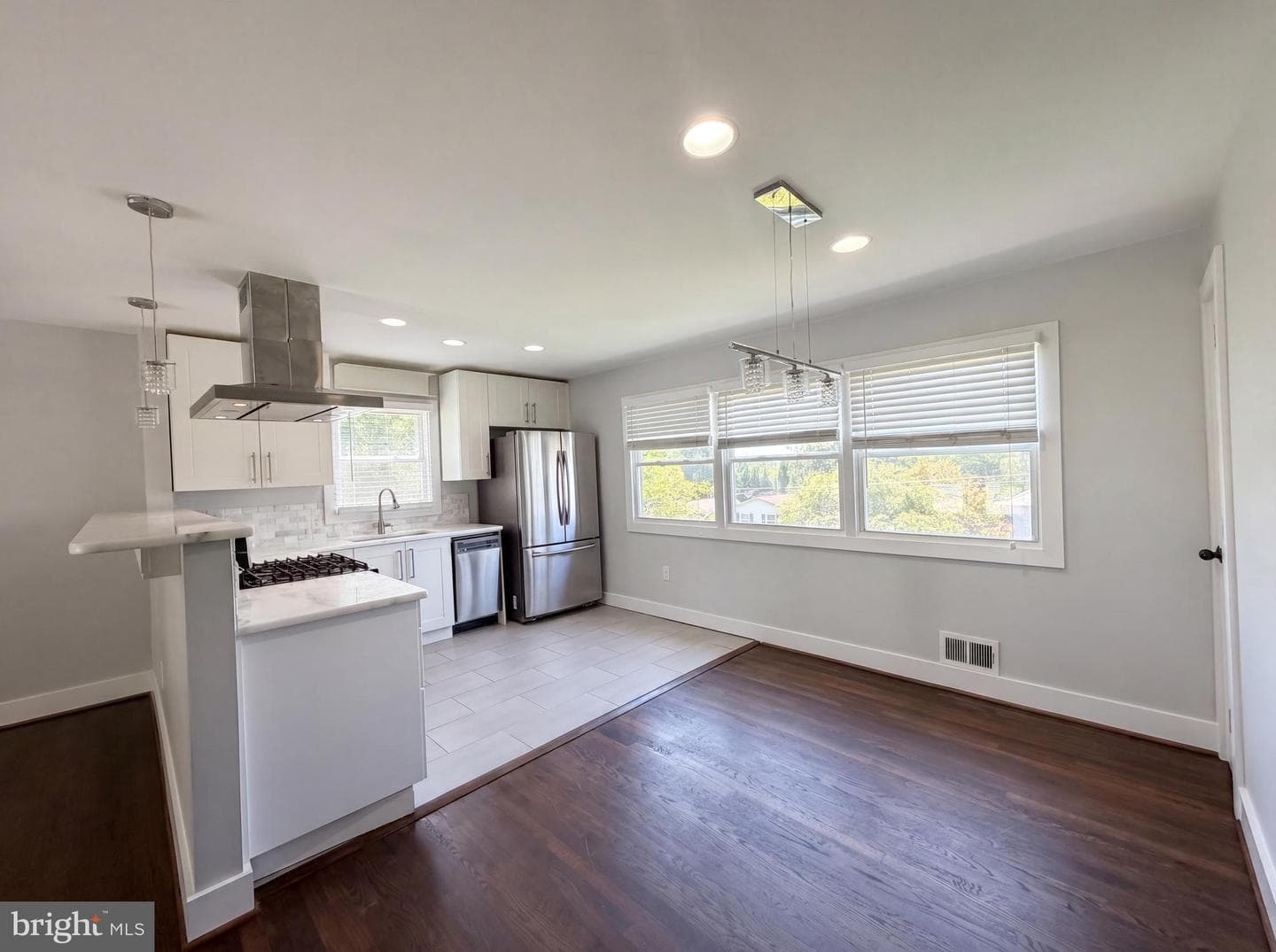 6515 Carriage Drive photo 11