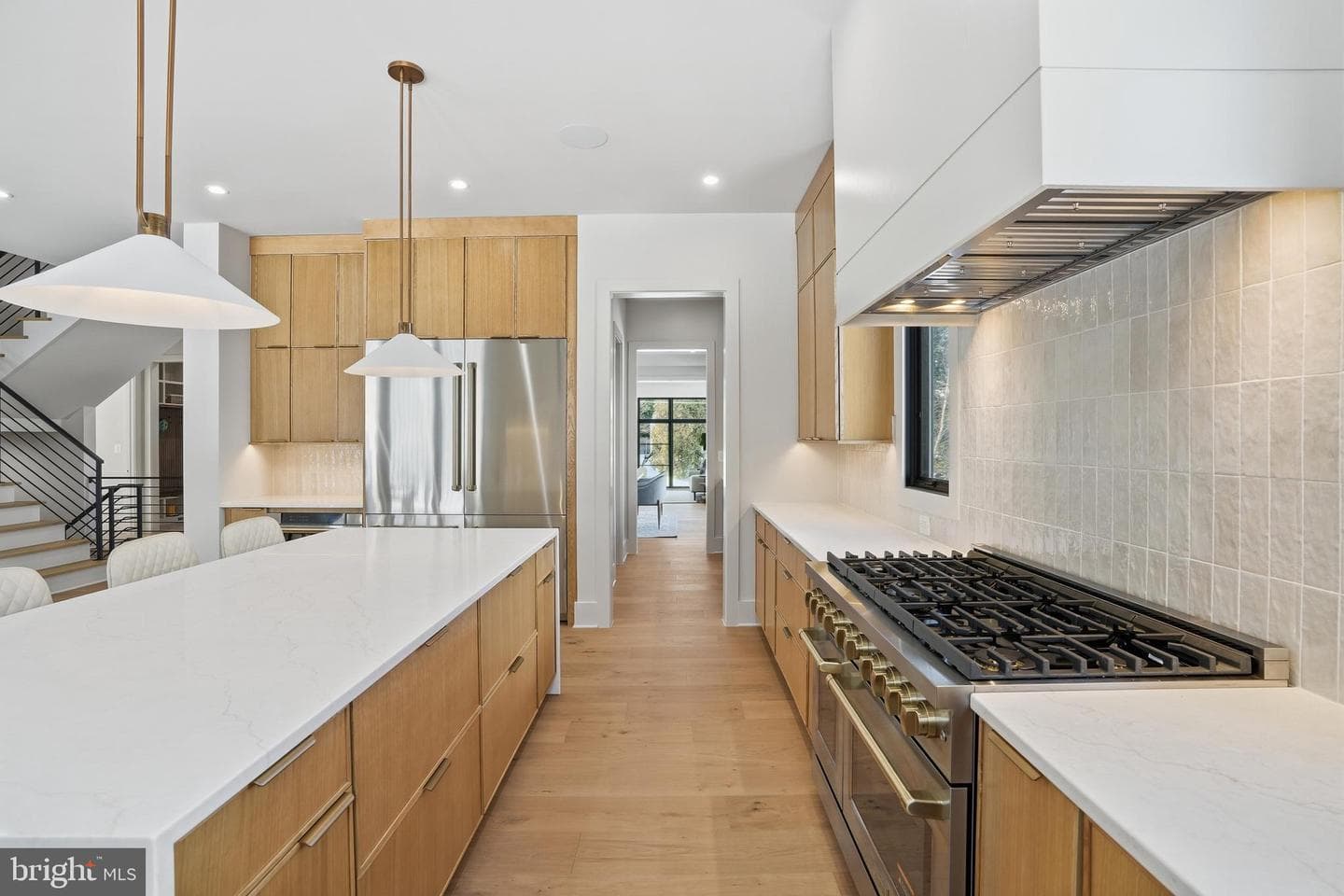 2107 Greenwich Street photo 25