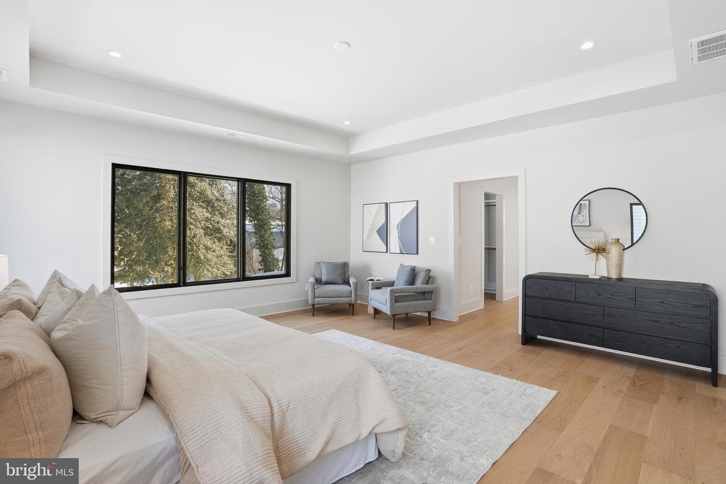 2107 Greenwich Street photo 36