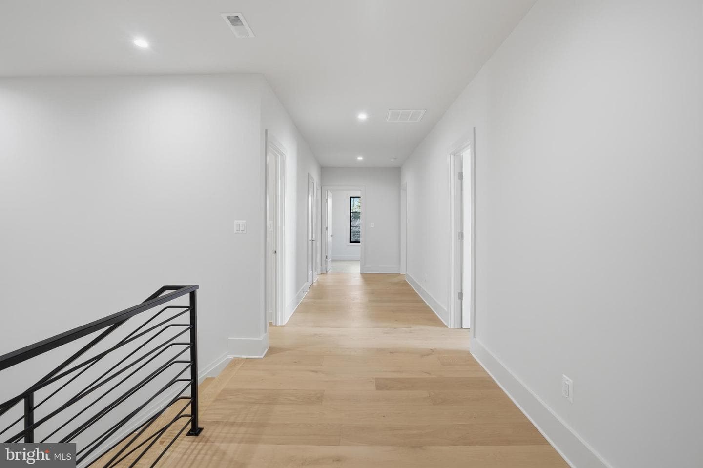 2107 Greenwich Street photo 47