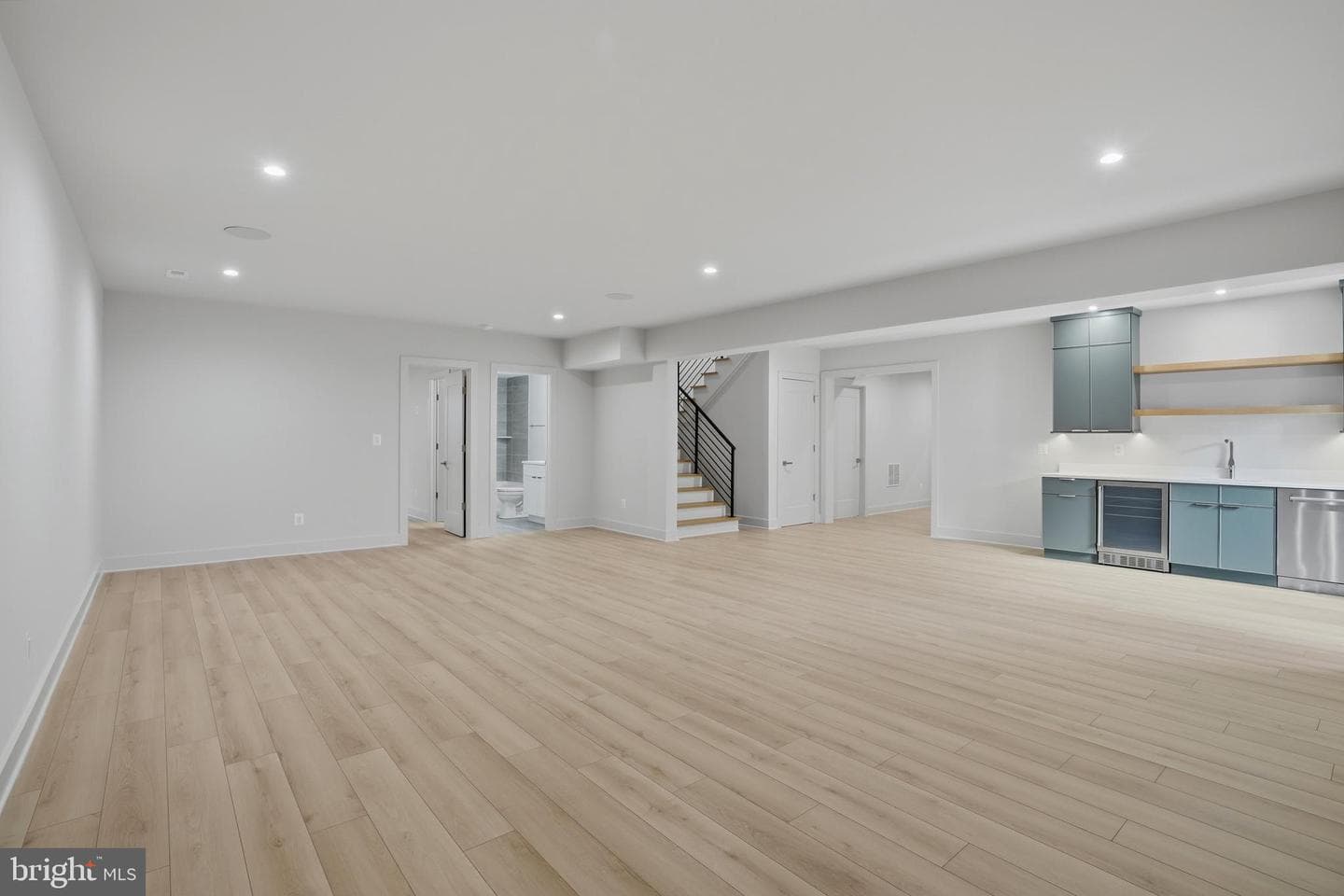 2107 Greenwich Street photo 57