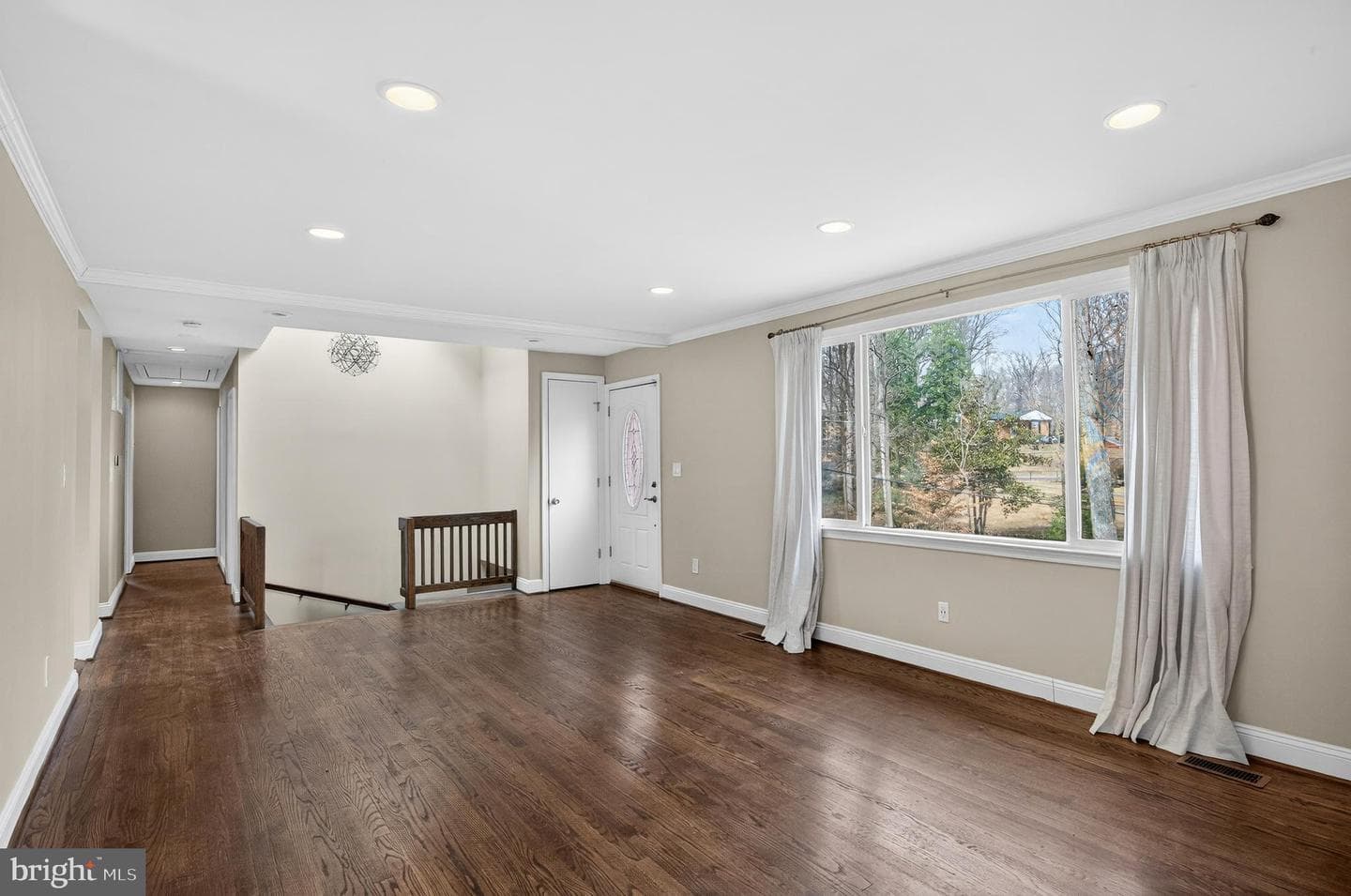 6351 Montrose Street photo 16