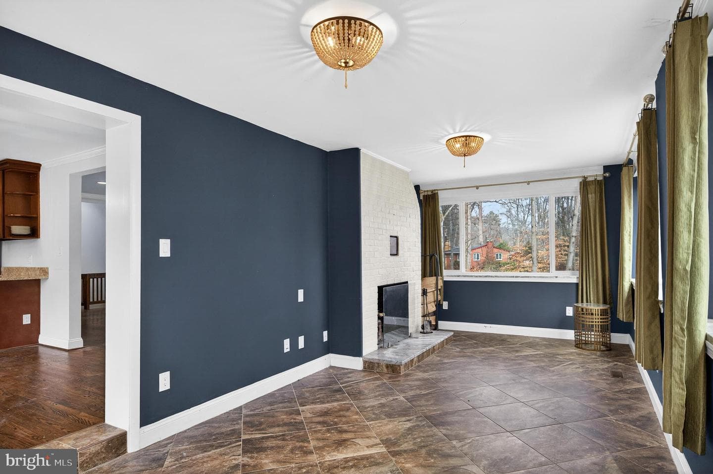 6351 Montrose Street photo 23