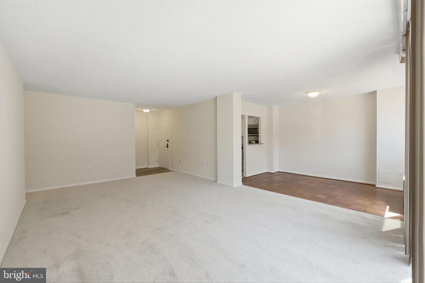 2059 Huntington Avenue #114 photo 2