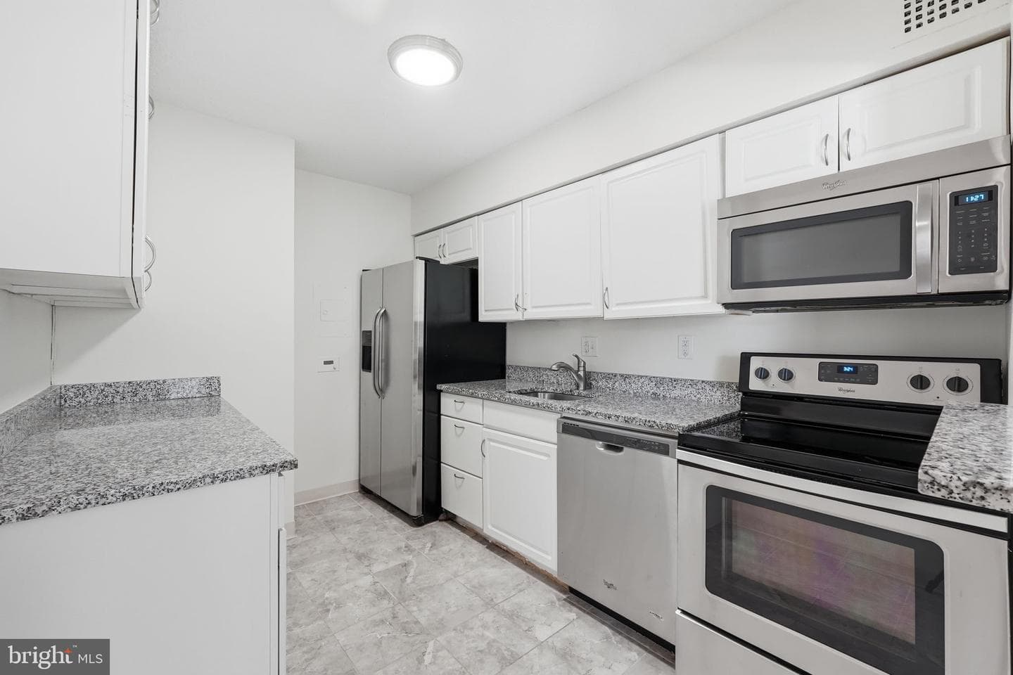 2059 Huntington Avenue #114 photo 8