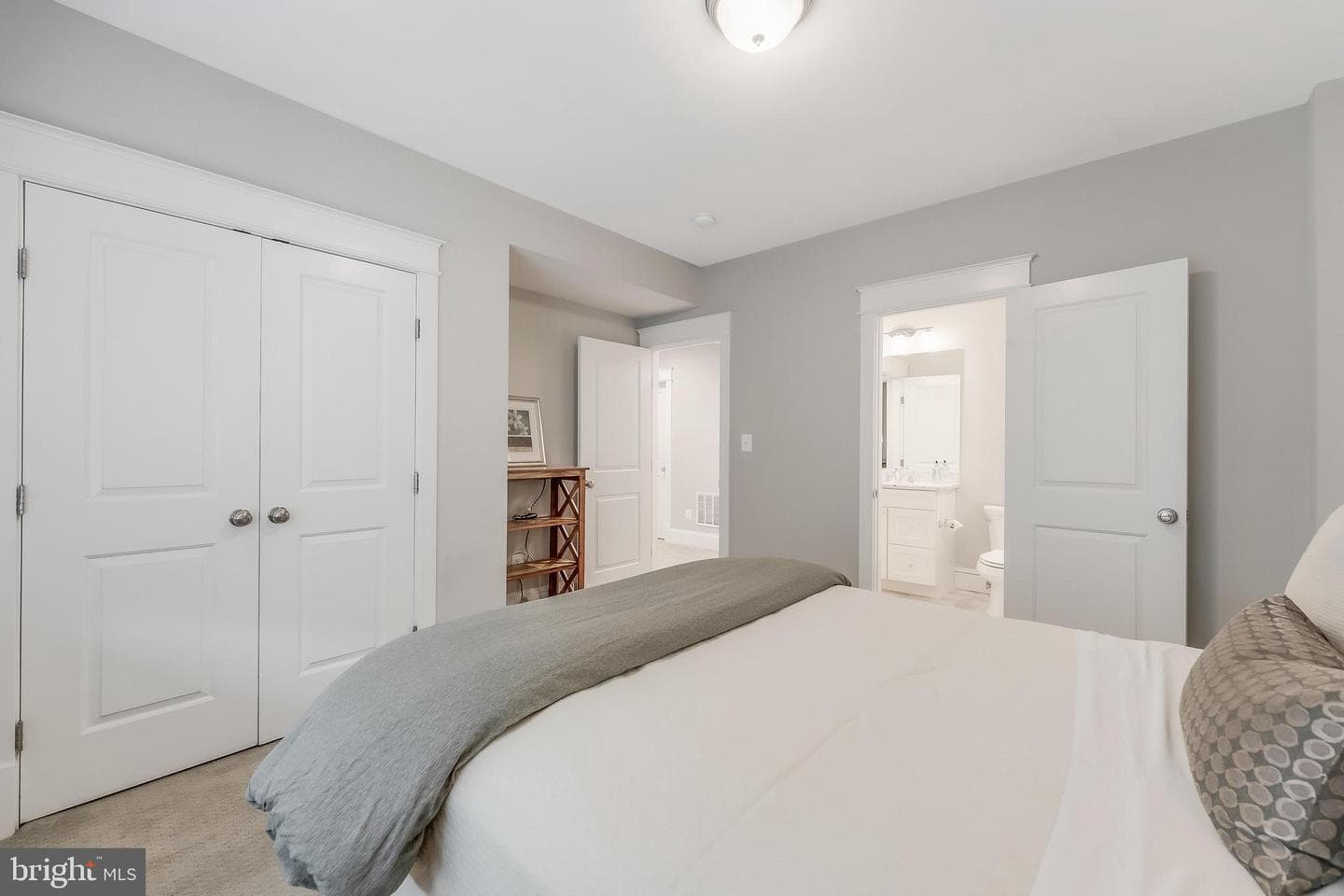6805 Lumsden Street photo 108