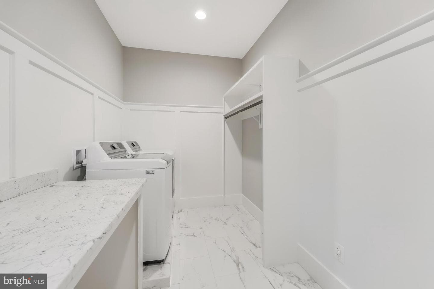 6805 Lumsden Street photo 57