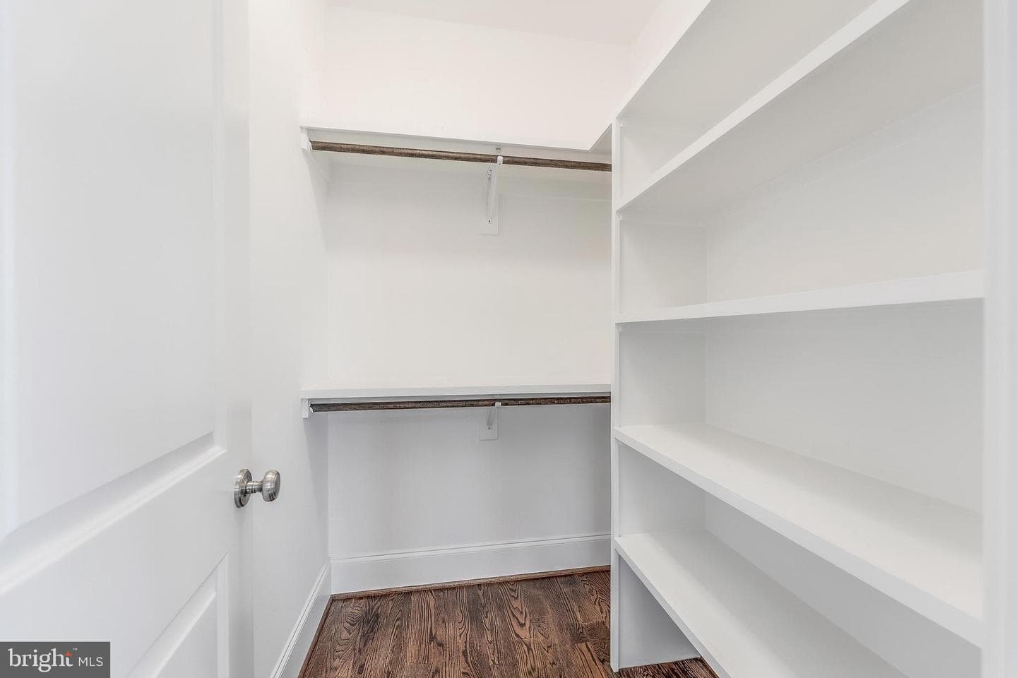 6805 Lumsden Street photo 79