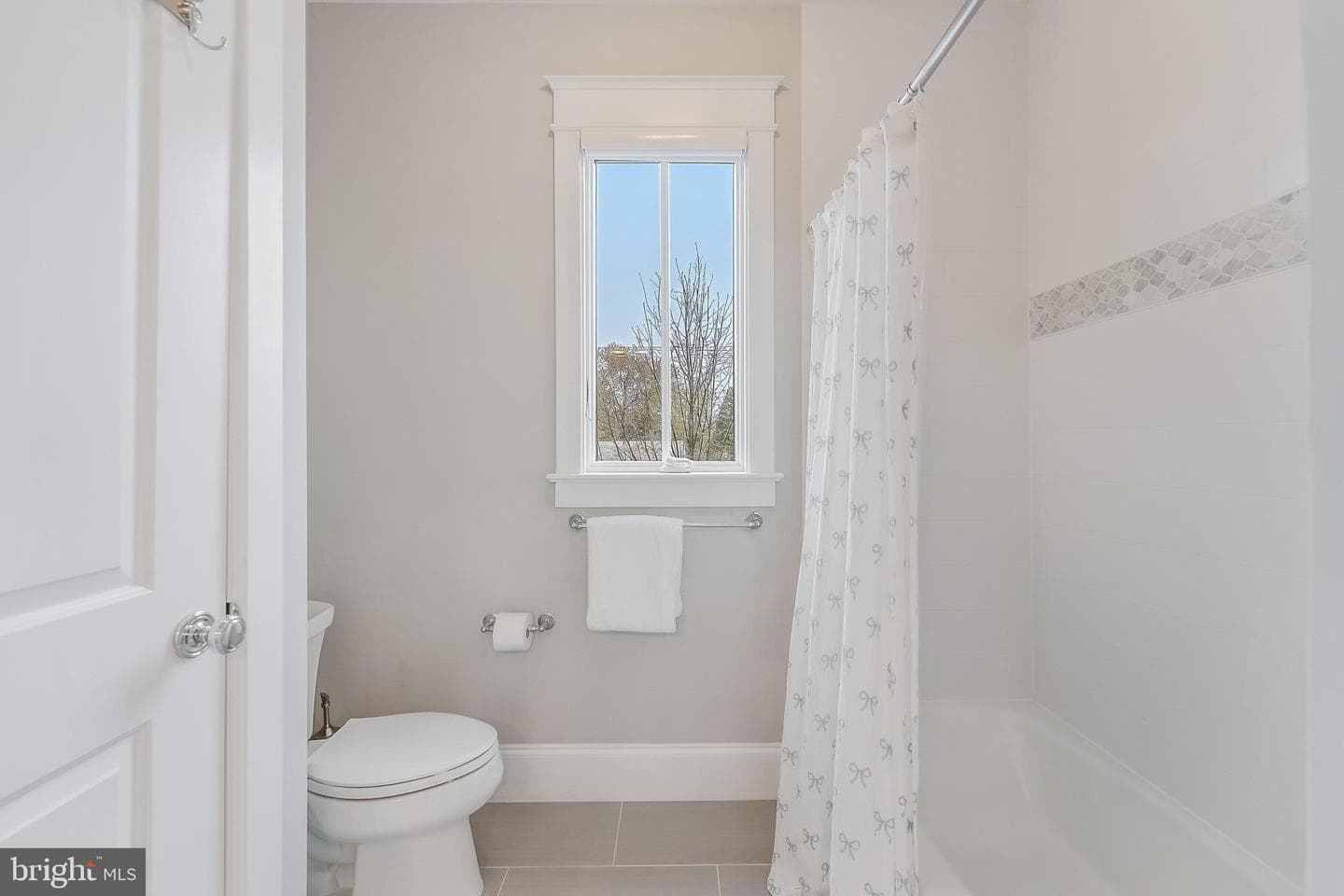 6805 Lumsden Street photo 82