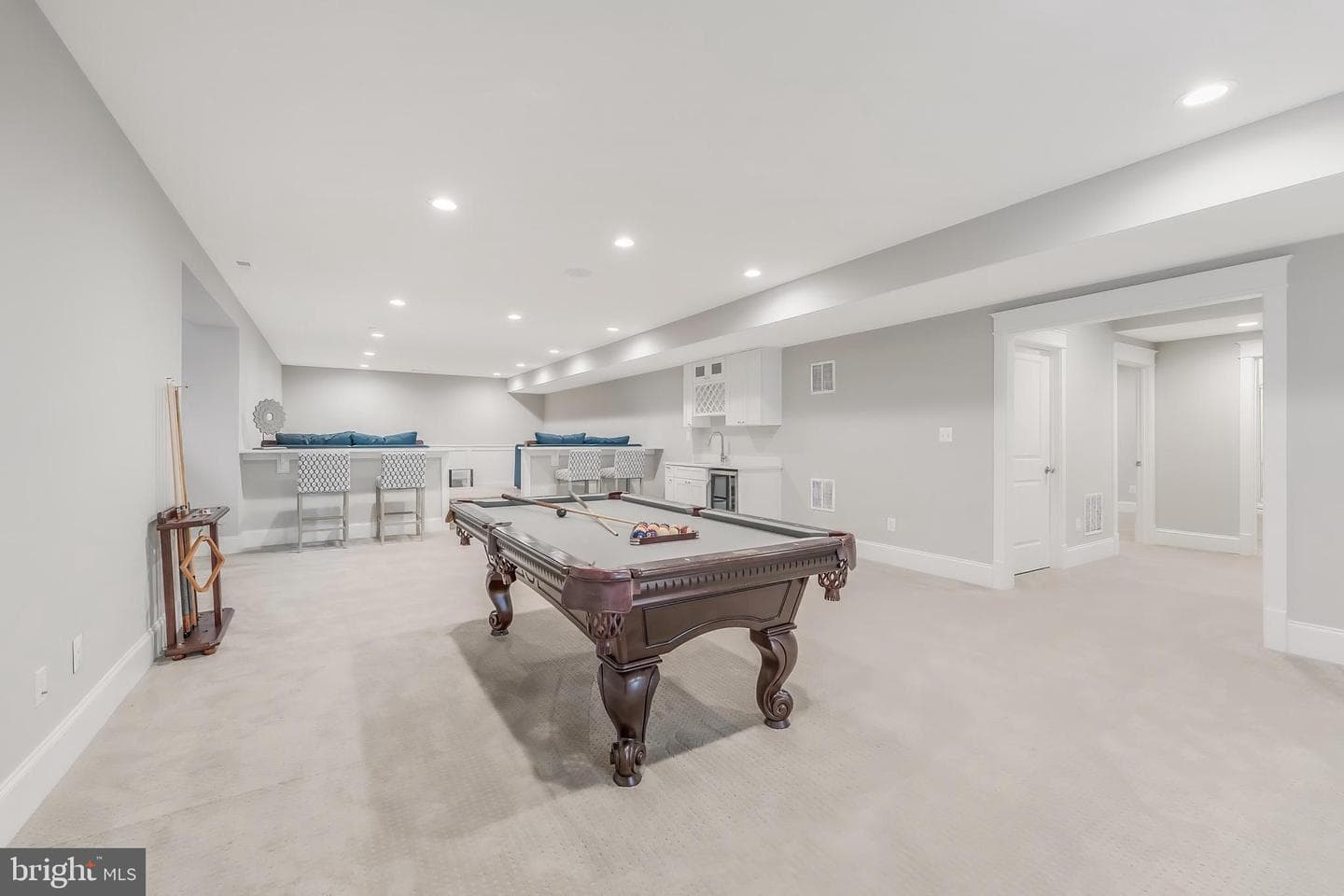 6805 Lumsden Street photo 95