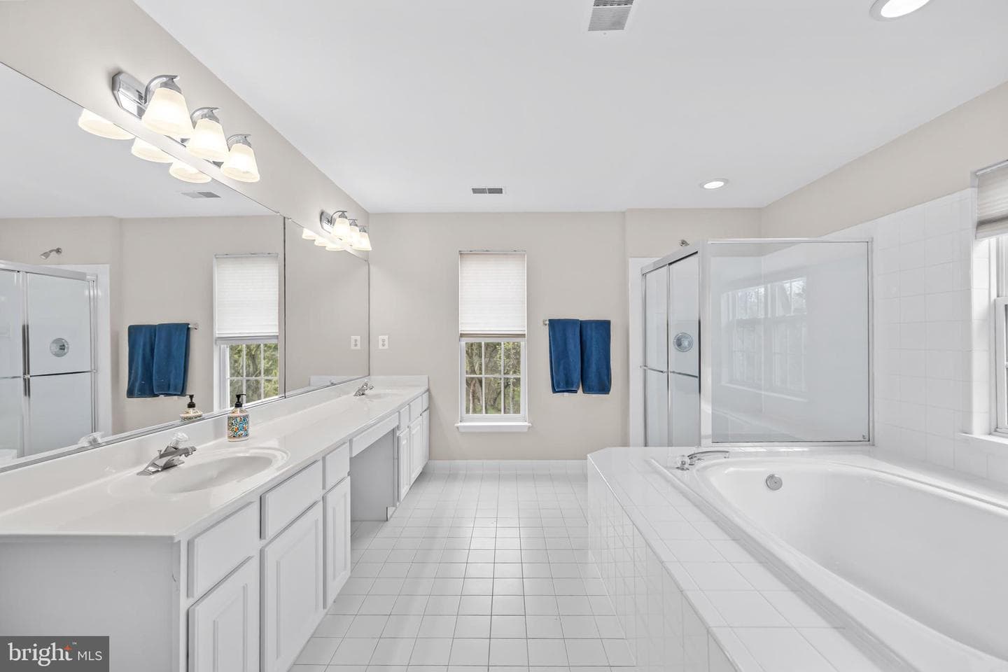 12494 Cliff Edge Drive photo 24