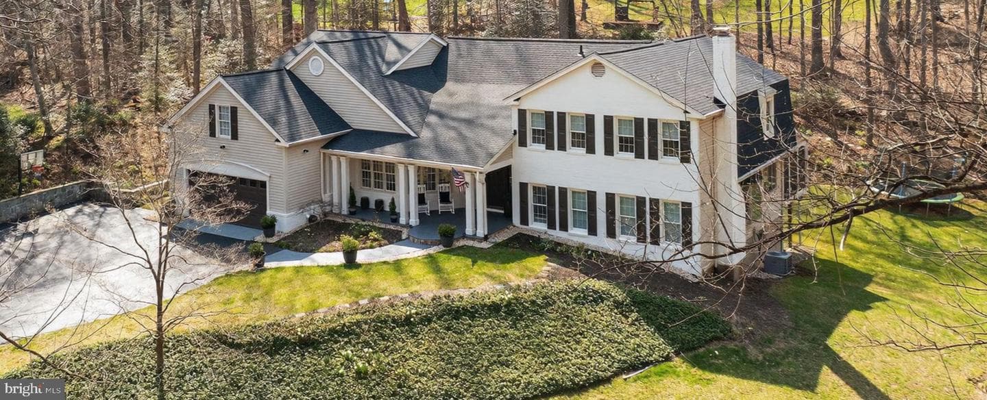 11728 Stuart Mill Road, Oakton