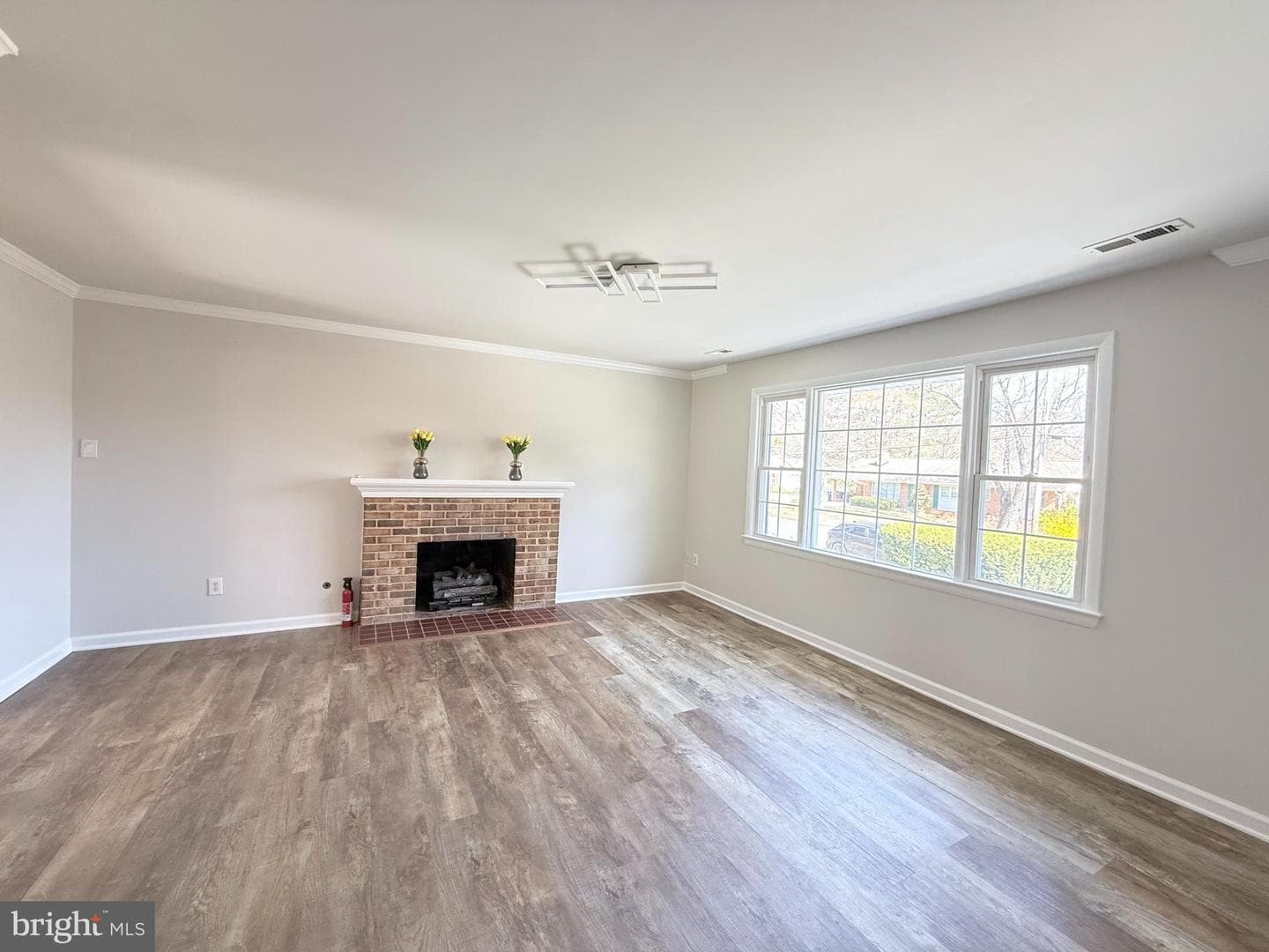 5210 Lindsay Street photo 19
