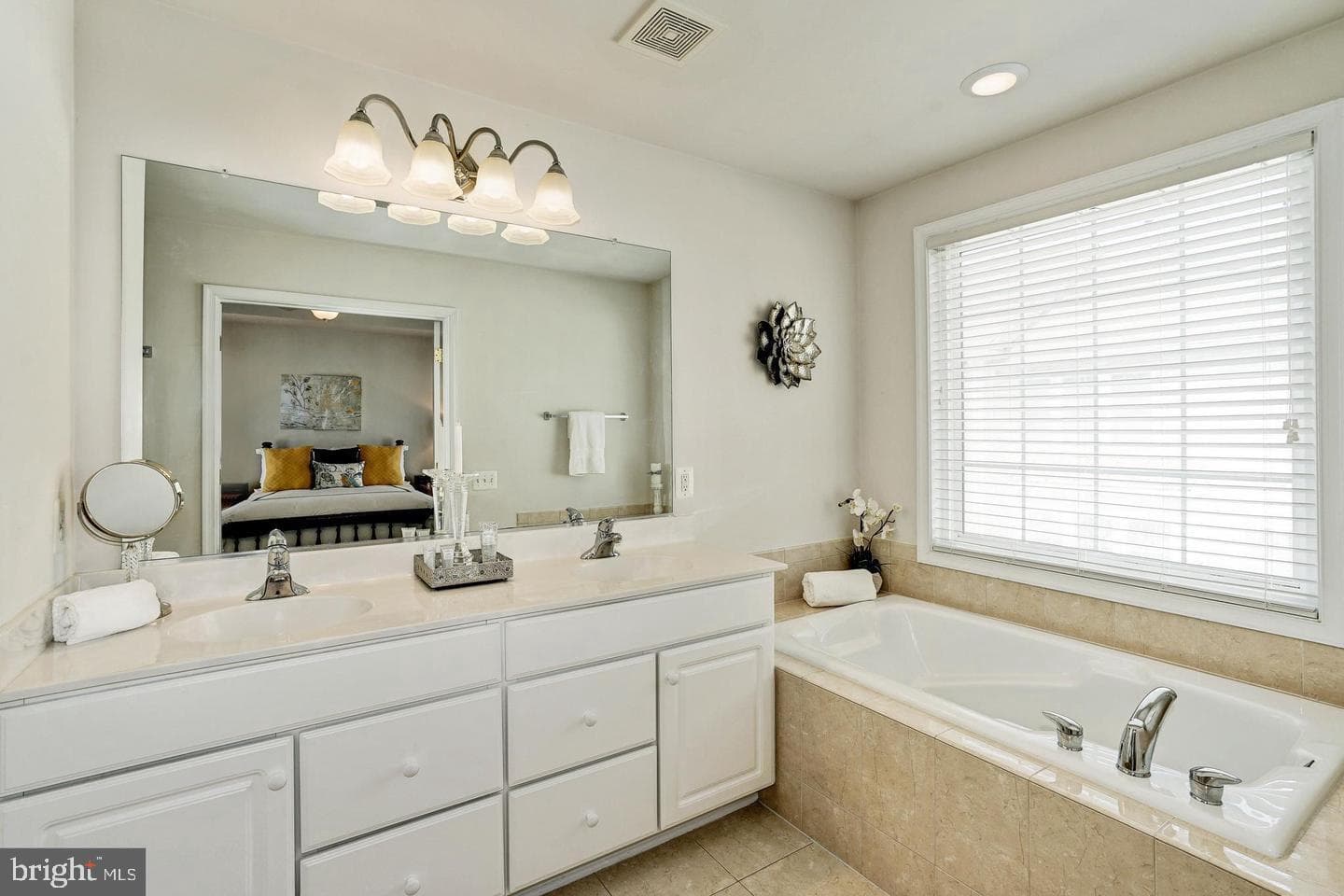 2411 Huntington Park Drive photo 21