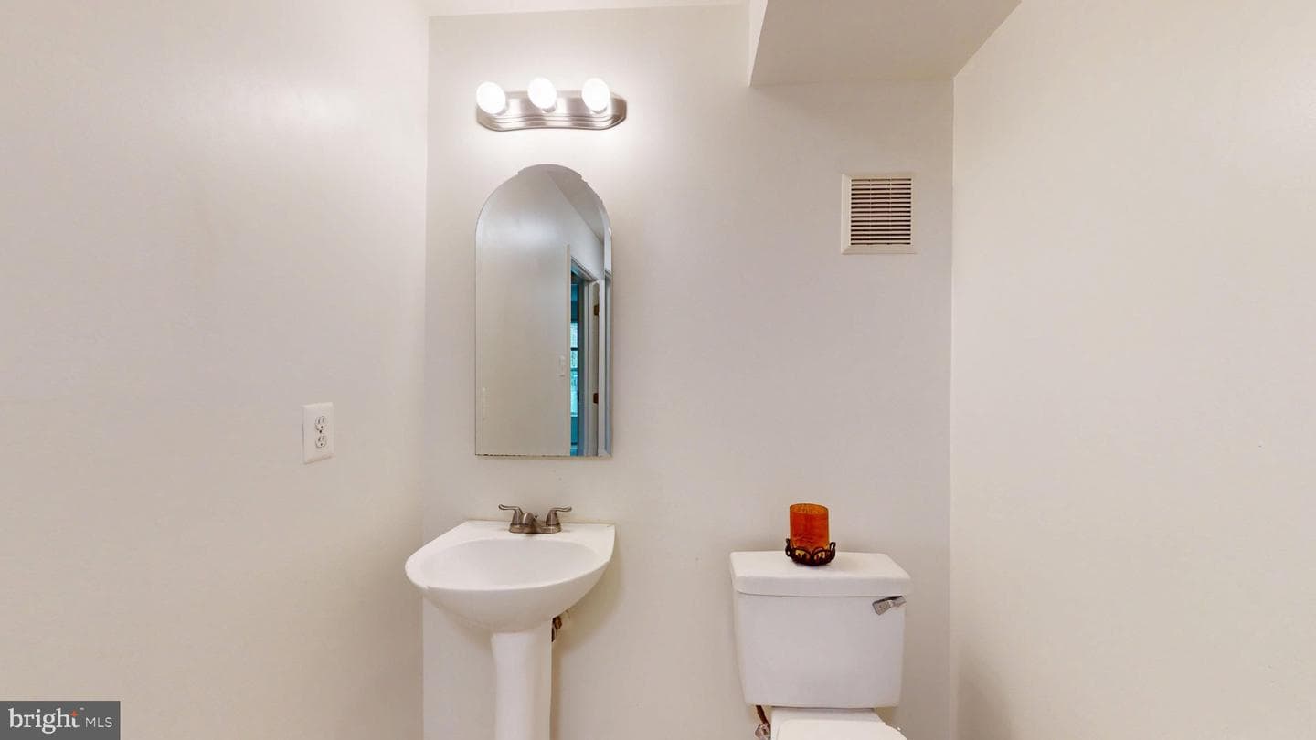 7512 Snowpea Court #d photo 21