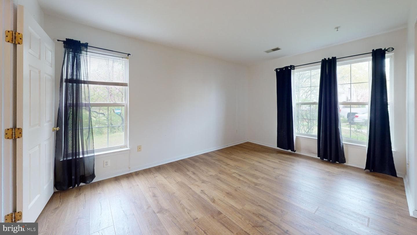 7512 Snowpea Court #d photo 31