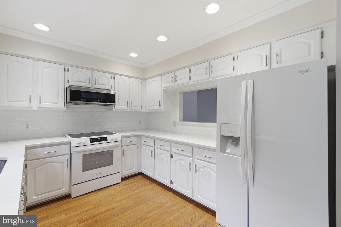 6001 Keble Drive photo 14