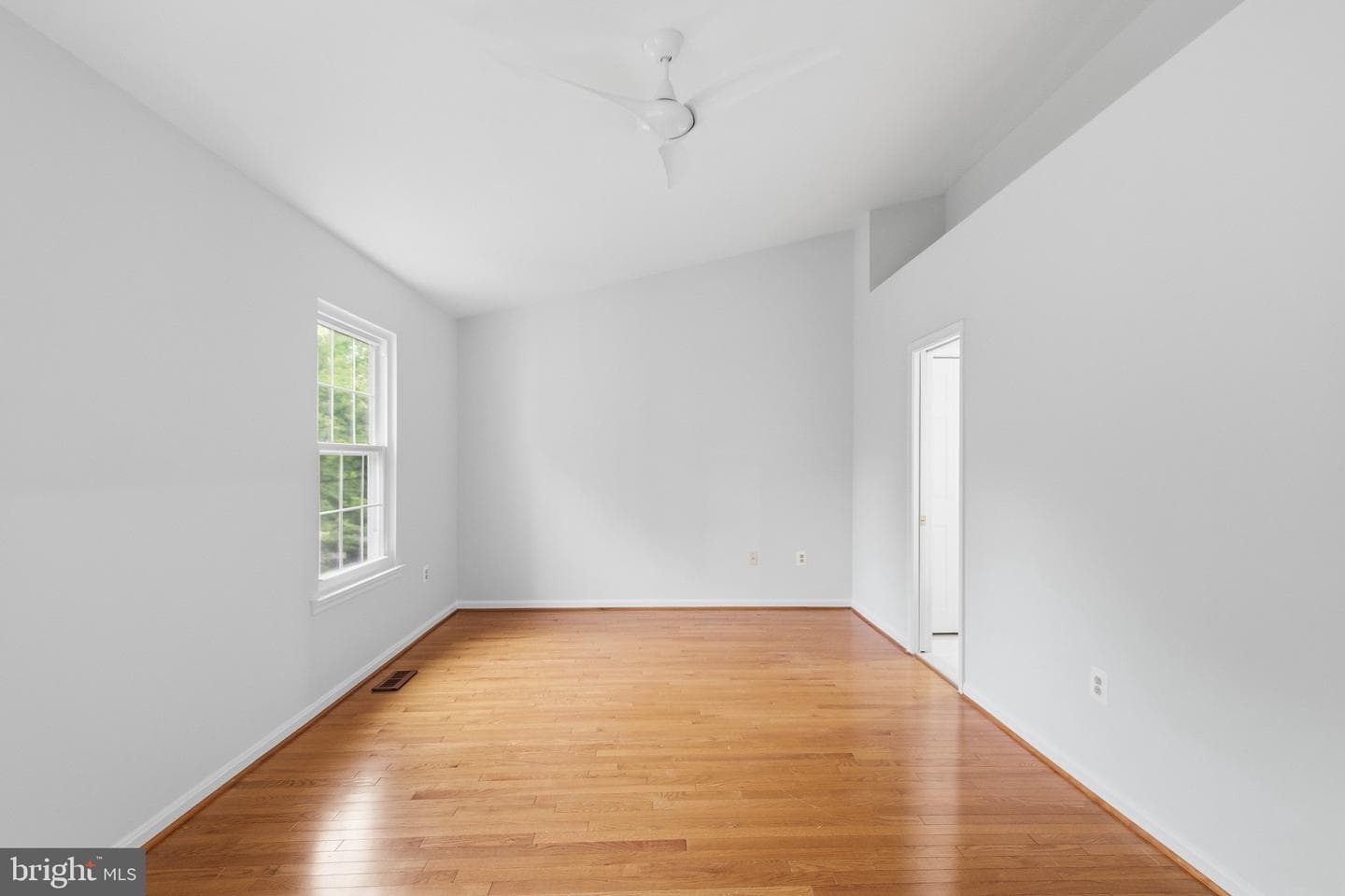 6001 Keble Drive photo 21