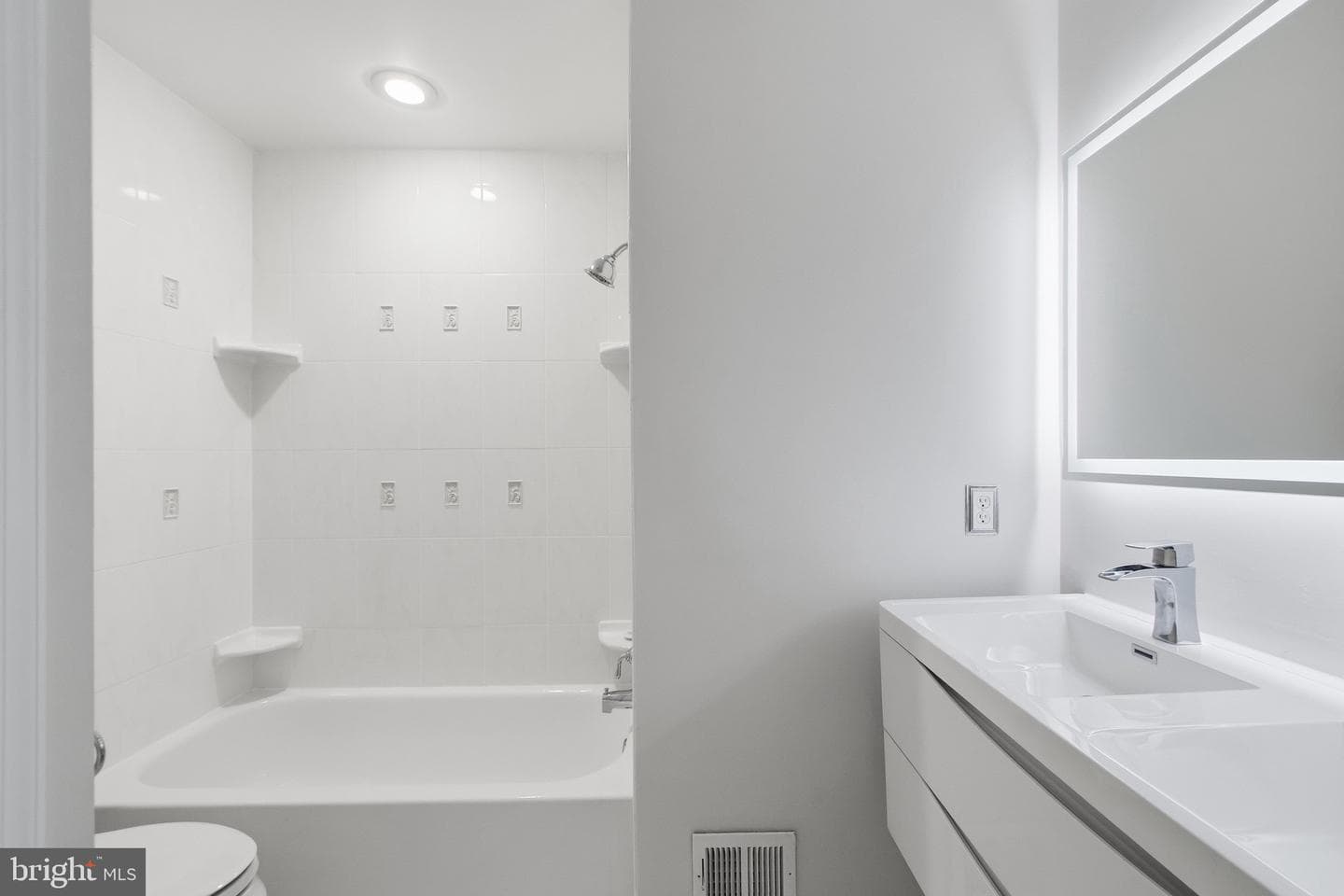 6001 Keble Drive photo 25