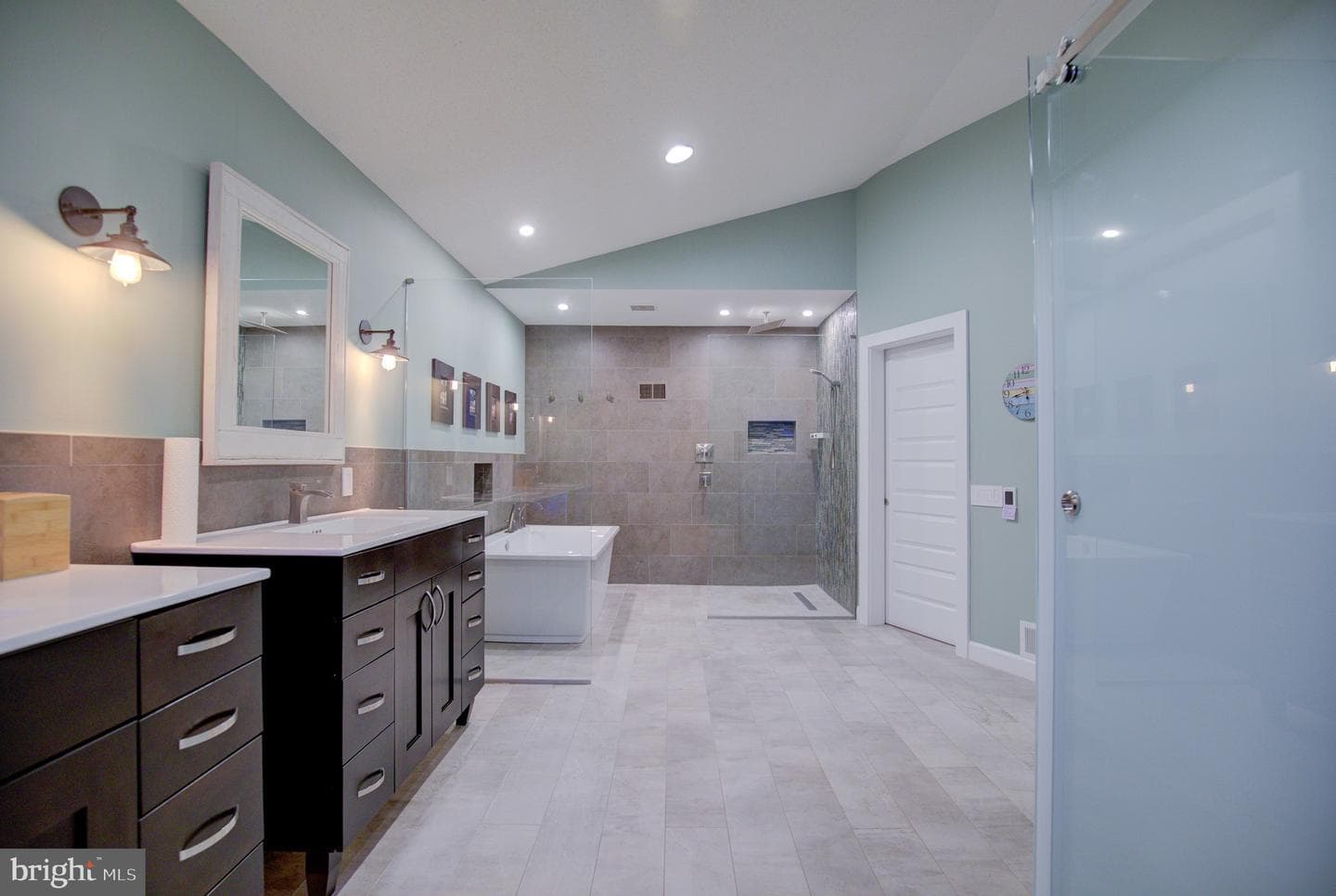5408 Heatherford Court photo 34