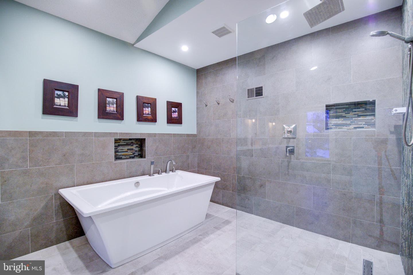 5408 Heatherford Court photo 35