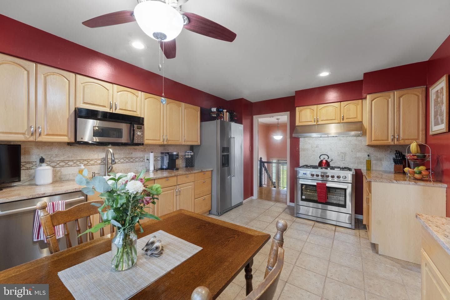 9303 Swinburne Court photo 8