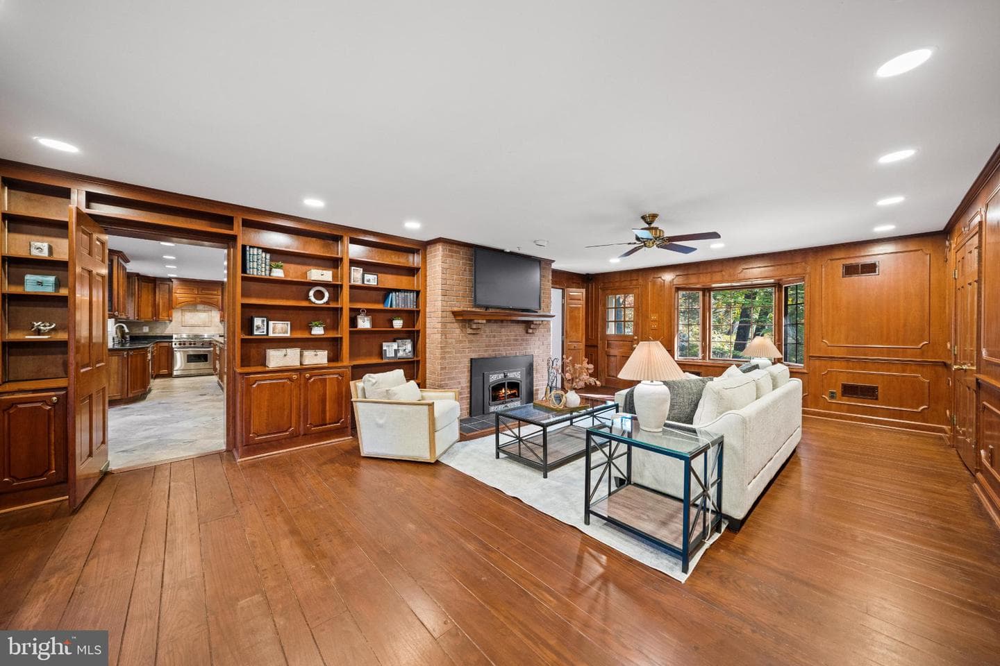 6710 Wemberly Way photo 11