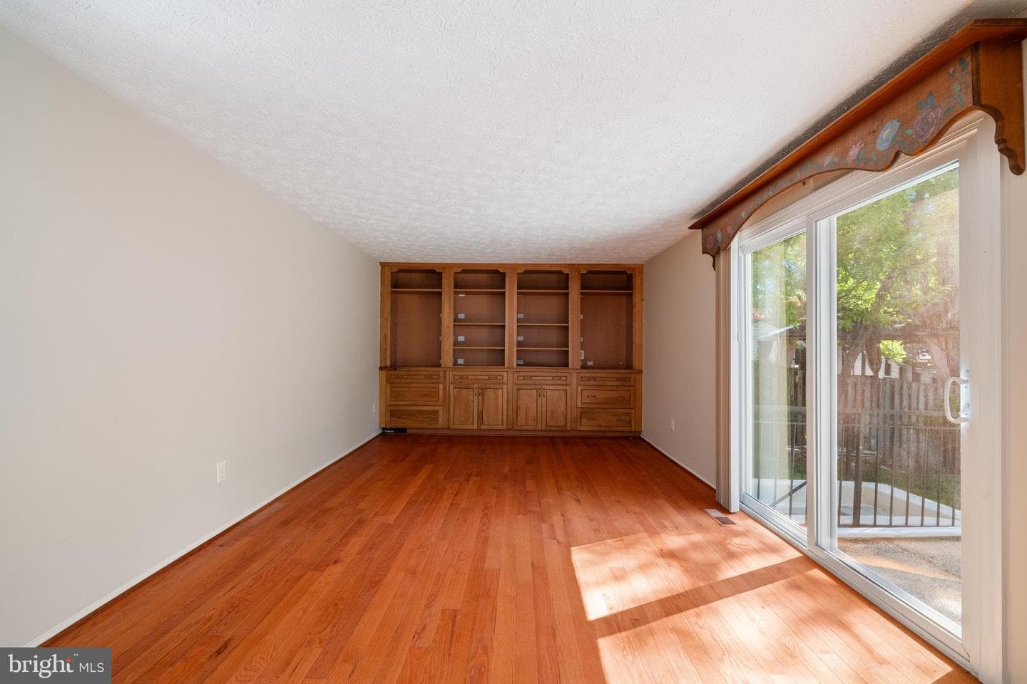 1103 Burwick Drive photo 32