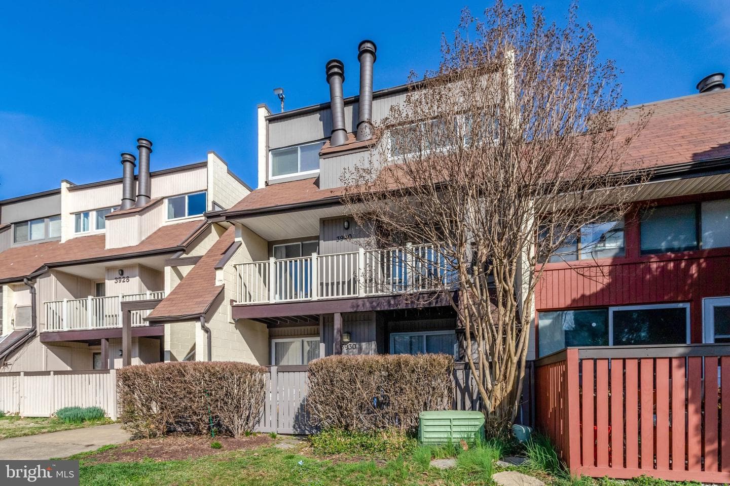 3940 Woodhue Place #18 photo 29