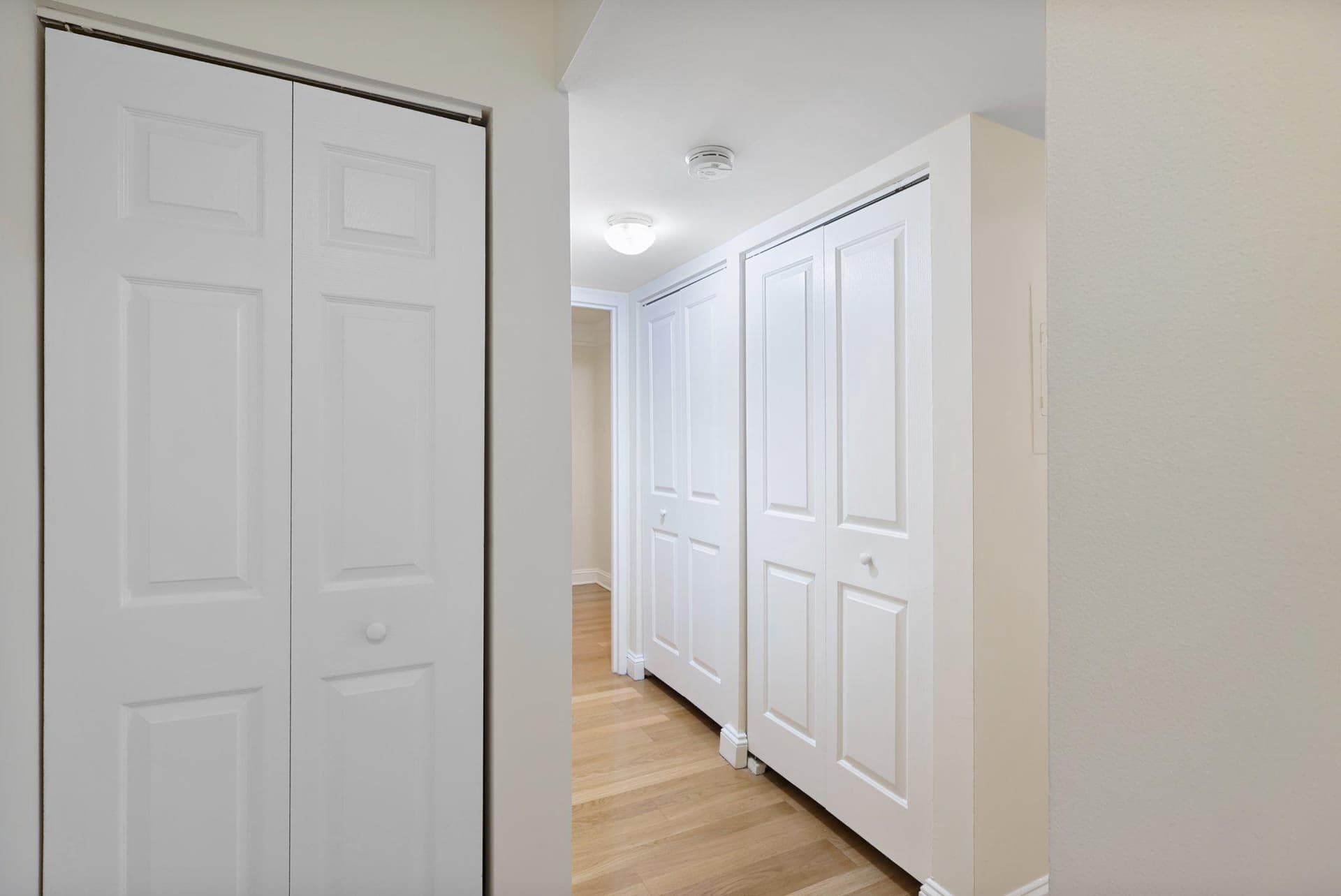 2037 Royal Fern Court #47/2c photo 17