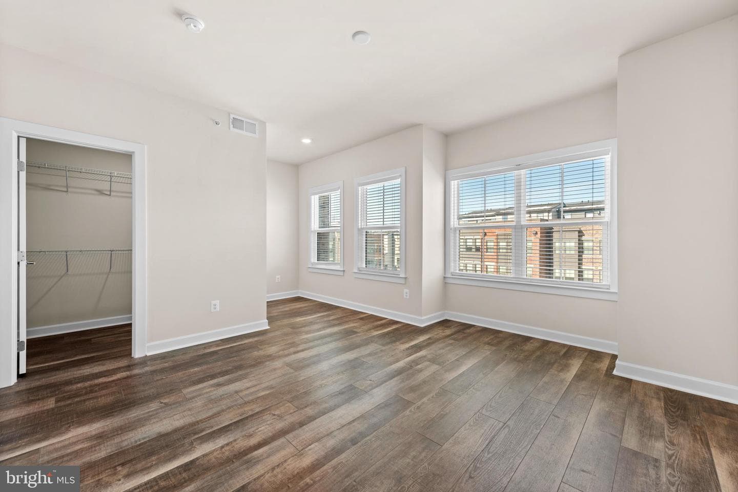 13039 Hattontown Square photo 31