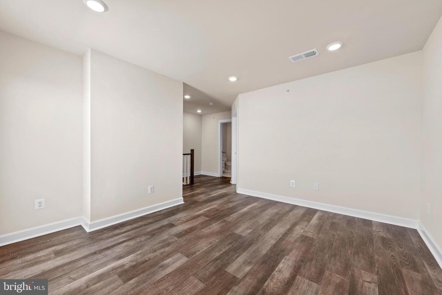 13039 Hattontown Square photo 46