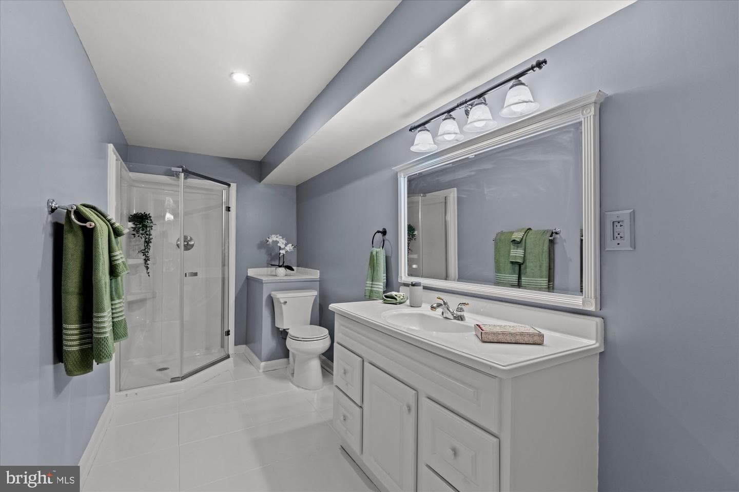 8812 Surrey Court photo 36