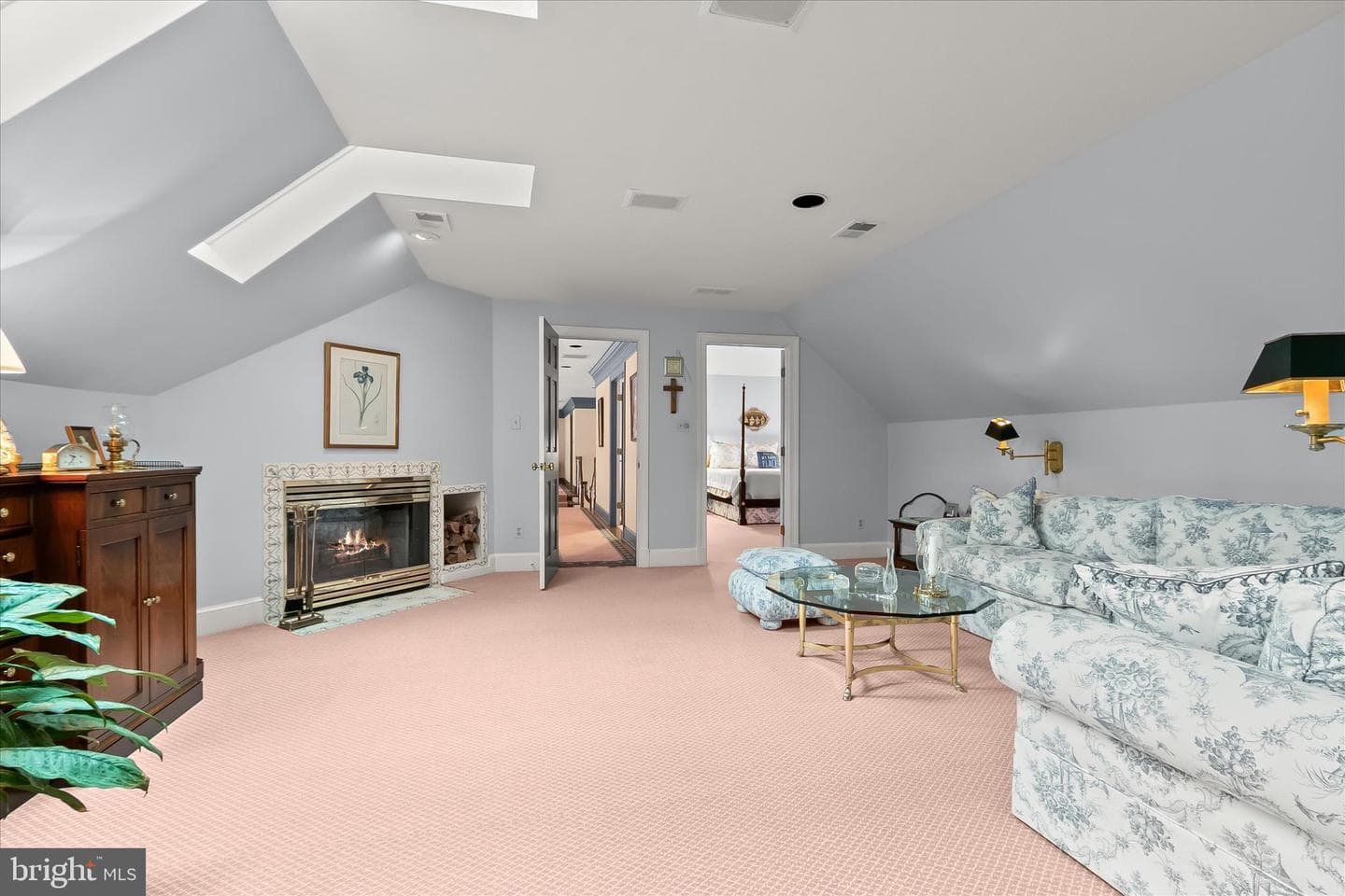 949 Bellview Road photo 32