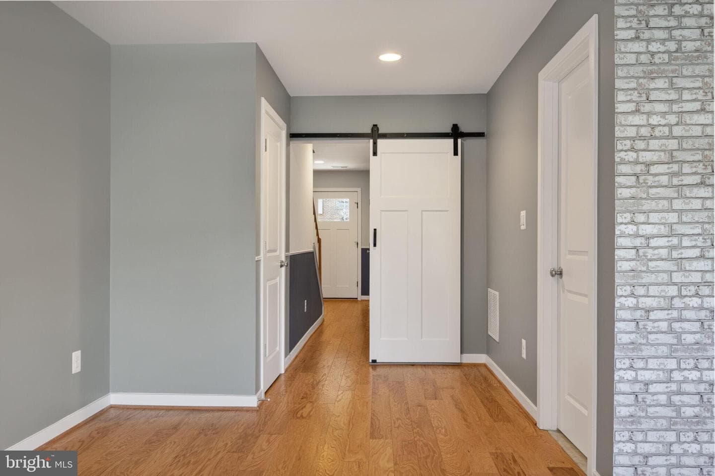 5509 Valmarana Way photo 47