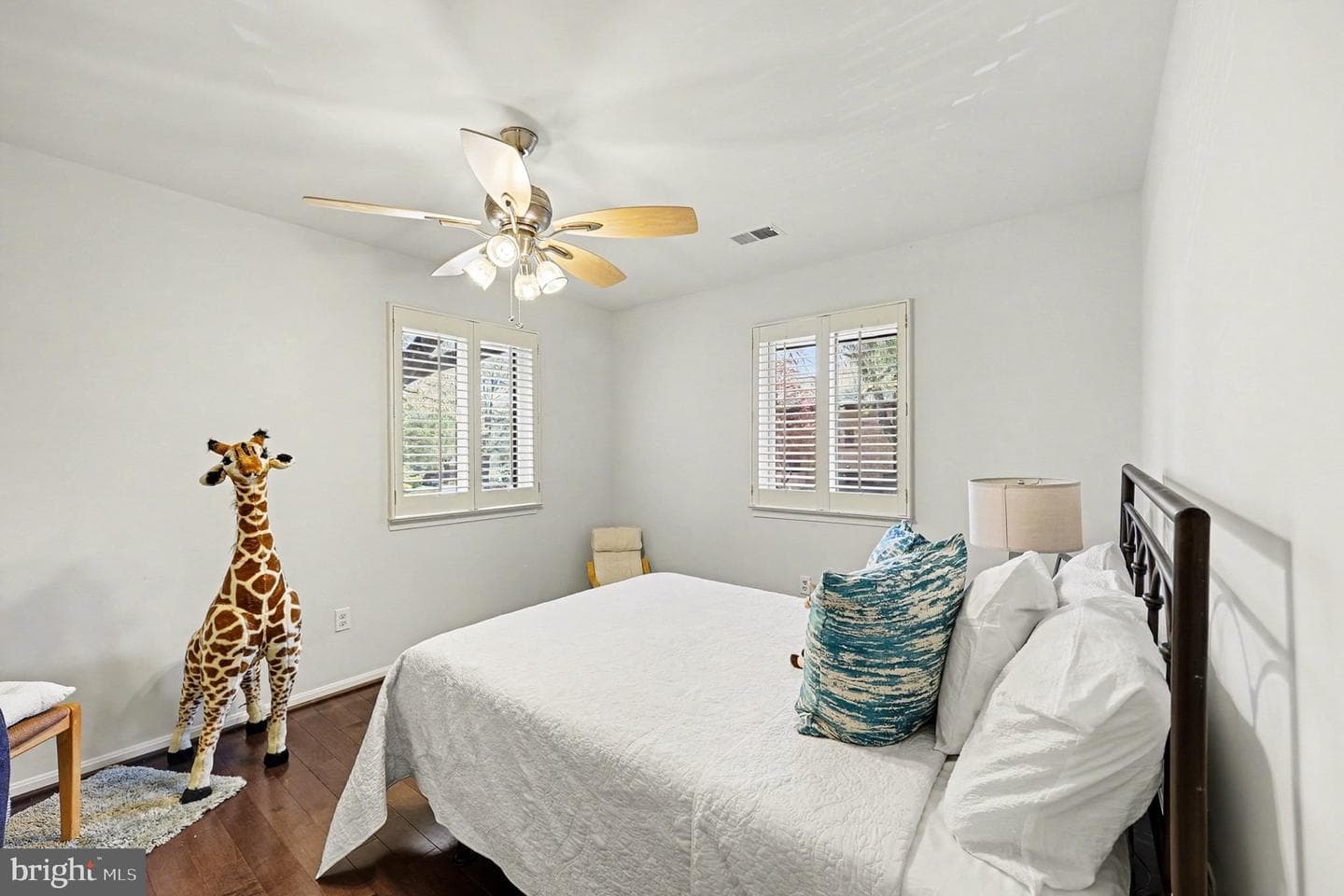 11040 Saffold Way photo 17