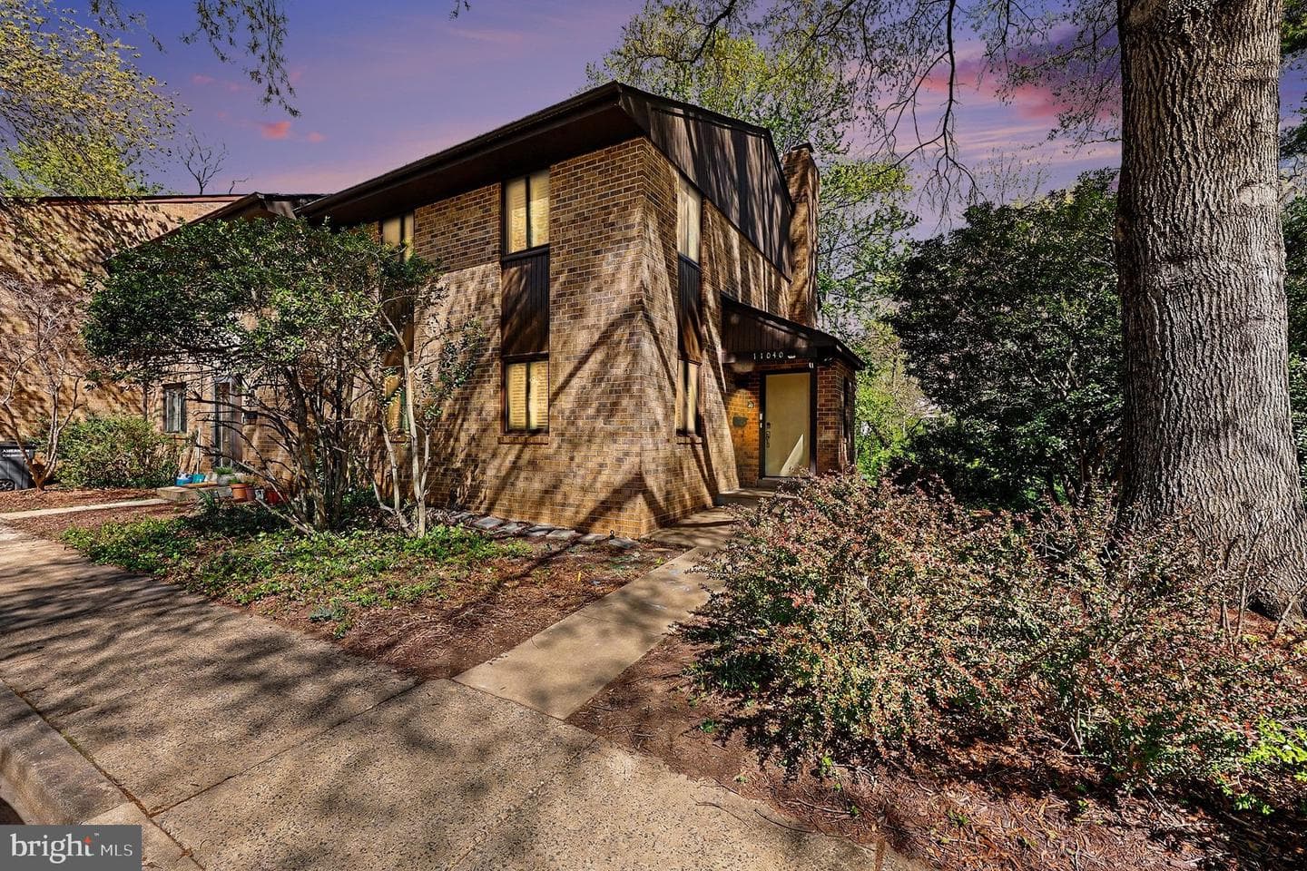 11040 Saffold Way photo 27