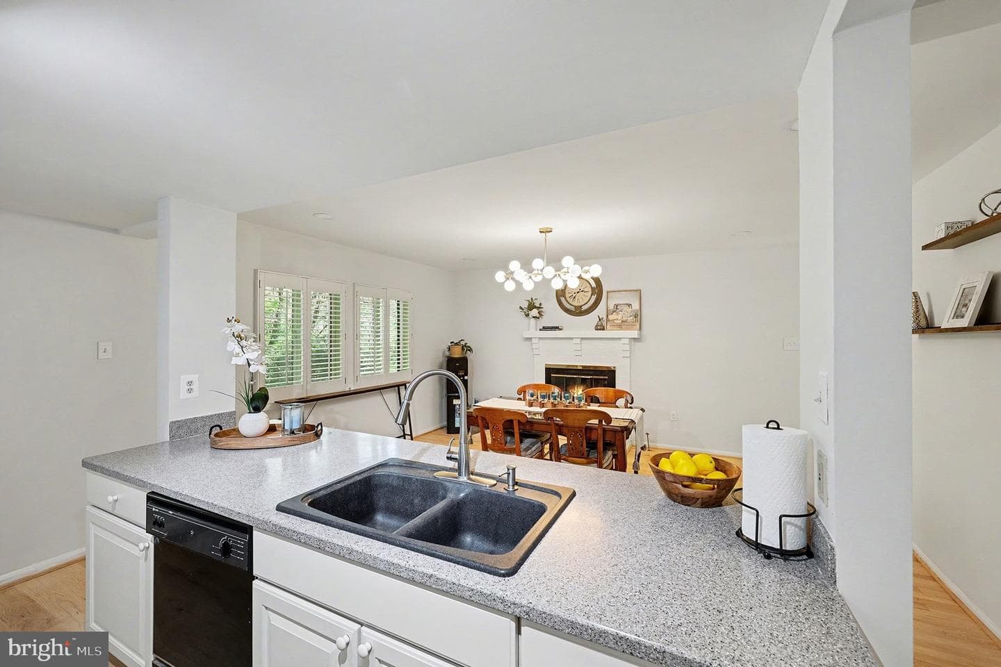 11040 Saffold Way photo 7