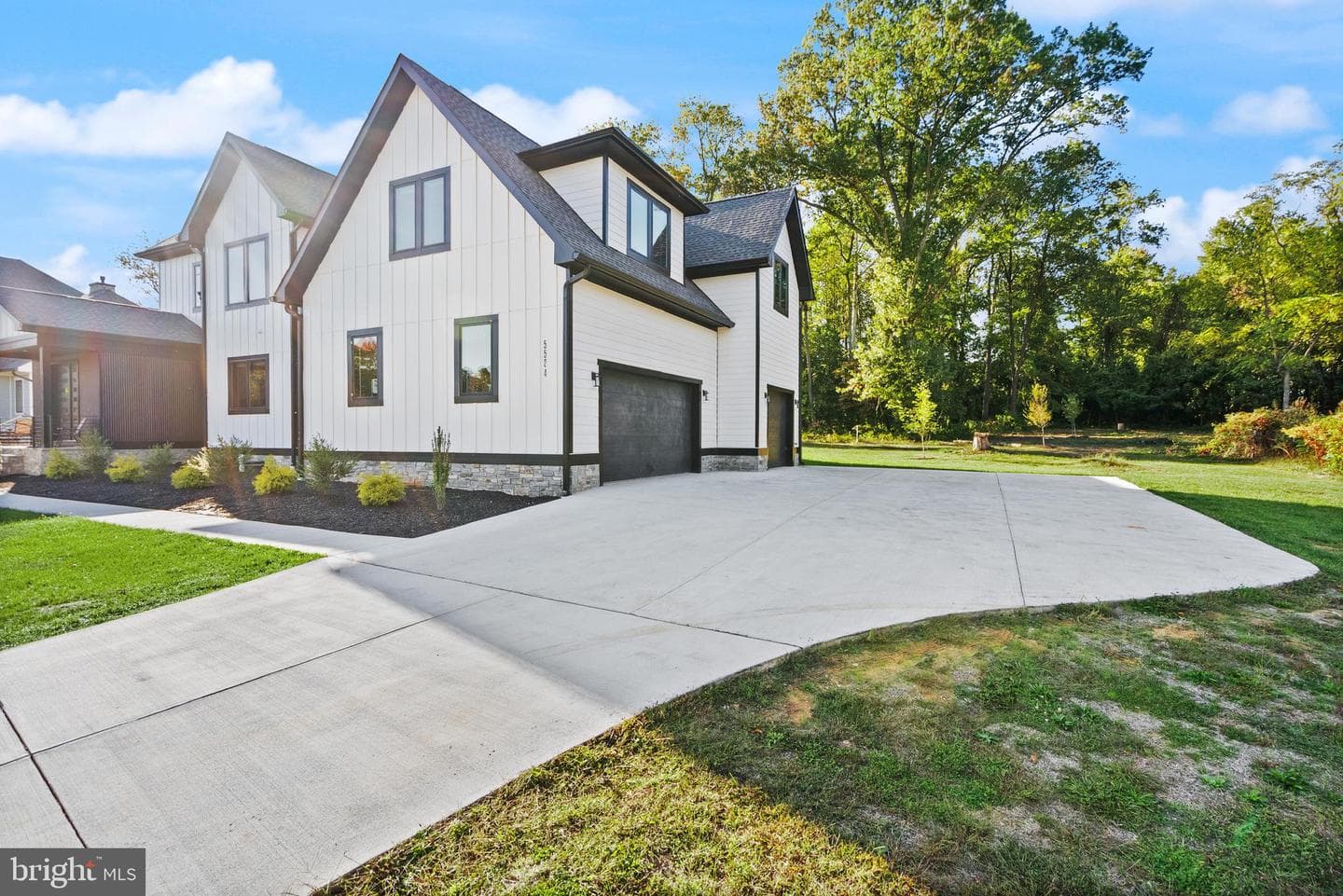 5524 Summit Street photo 4