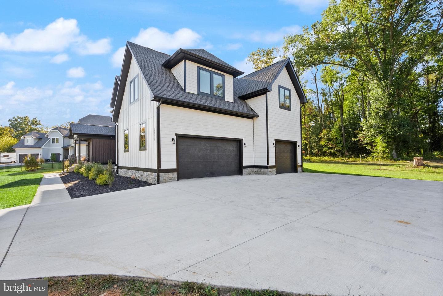 5524 Summit Street photo 5