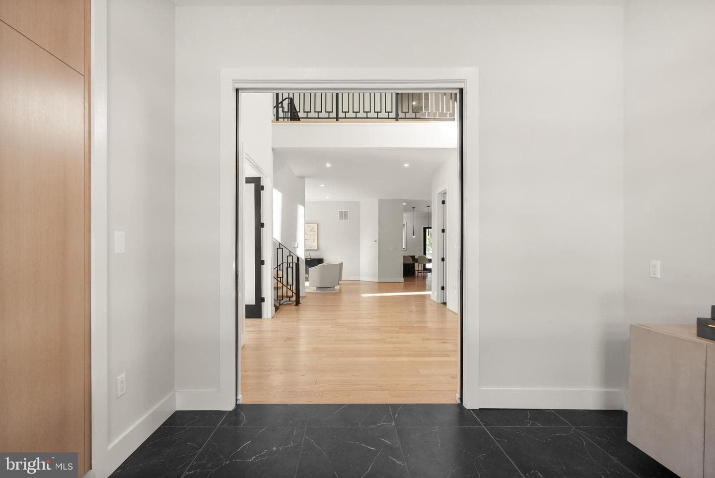 5524 Summit Street photo 8