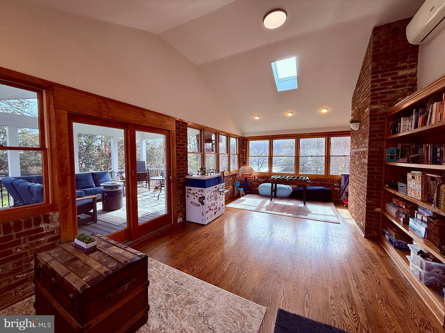 6334 Cavalier Corridor photo 4