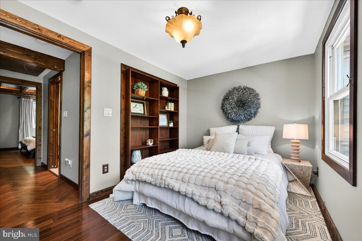 8014 Grandview Court photo 30